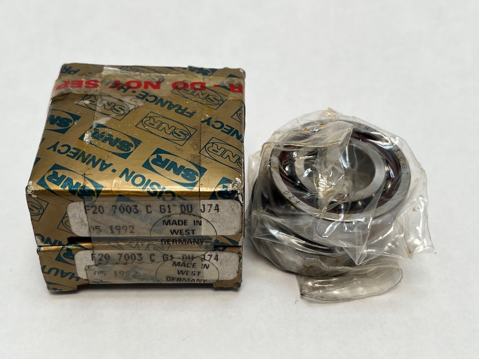 SNR 7003CG1DUJ74 Bearing 17x35x10mm 7003-C-T-DUL-P4 7003-C-G1-DU-J74 France 2Pcs