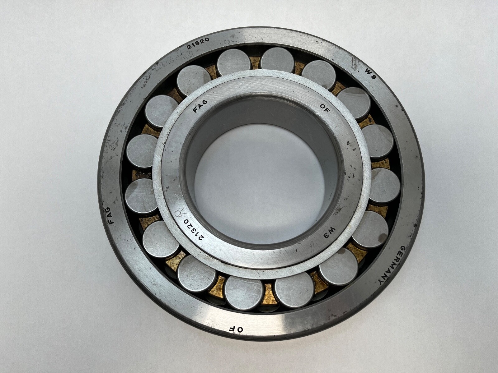 FAG 21320MB Spherical Bearing 100x215x47 mm 21320-R-MB Germany