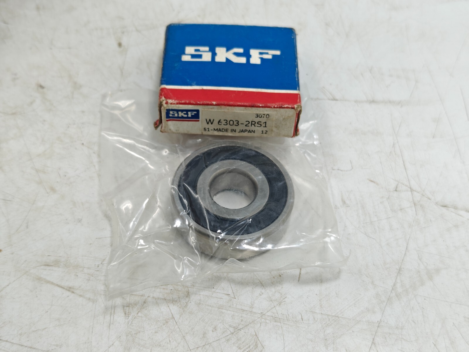 SKF W6303 2RS1 Stainlees Steel Ball Bearing, Rubber Sealed 17x47x14 mm