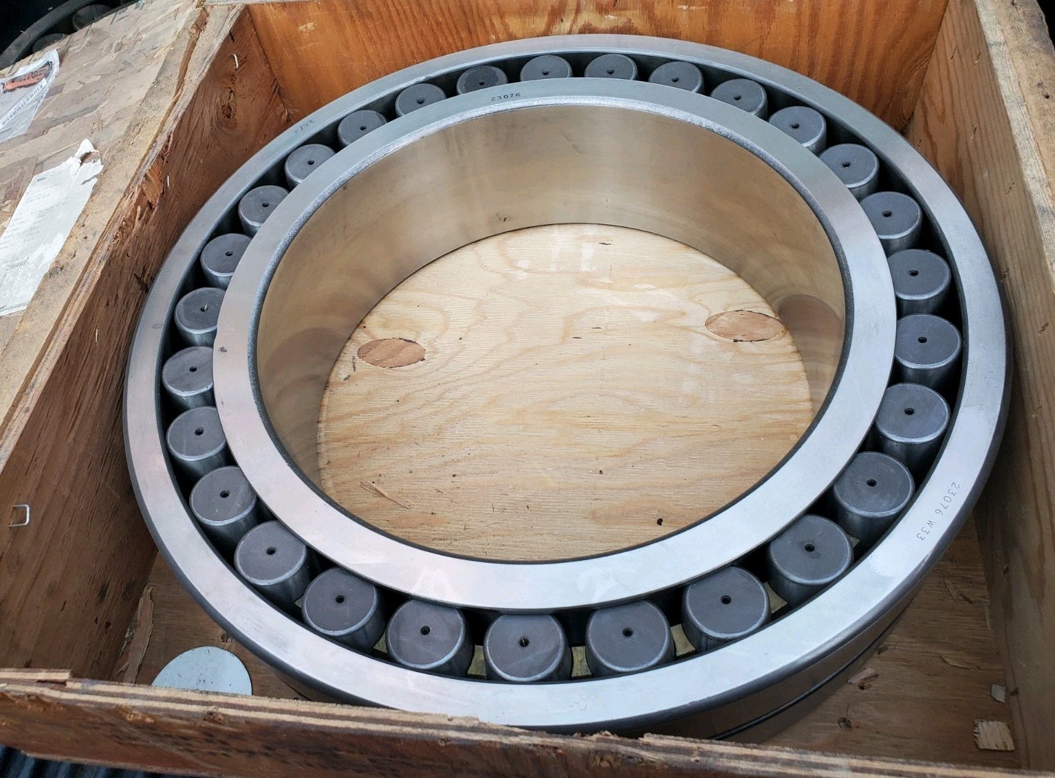 Timken Torrington 23076 W33 BR Spherical Roller Bearing 380mm ID x 560mm OD NOS