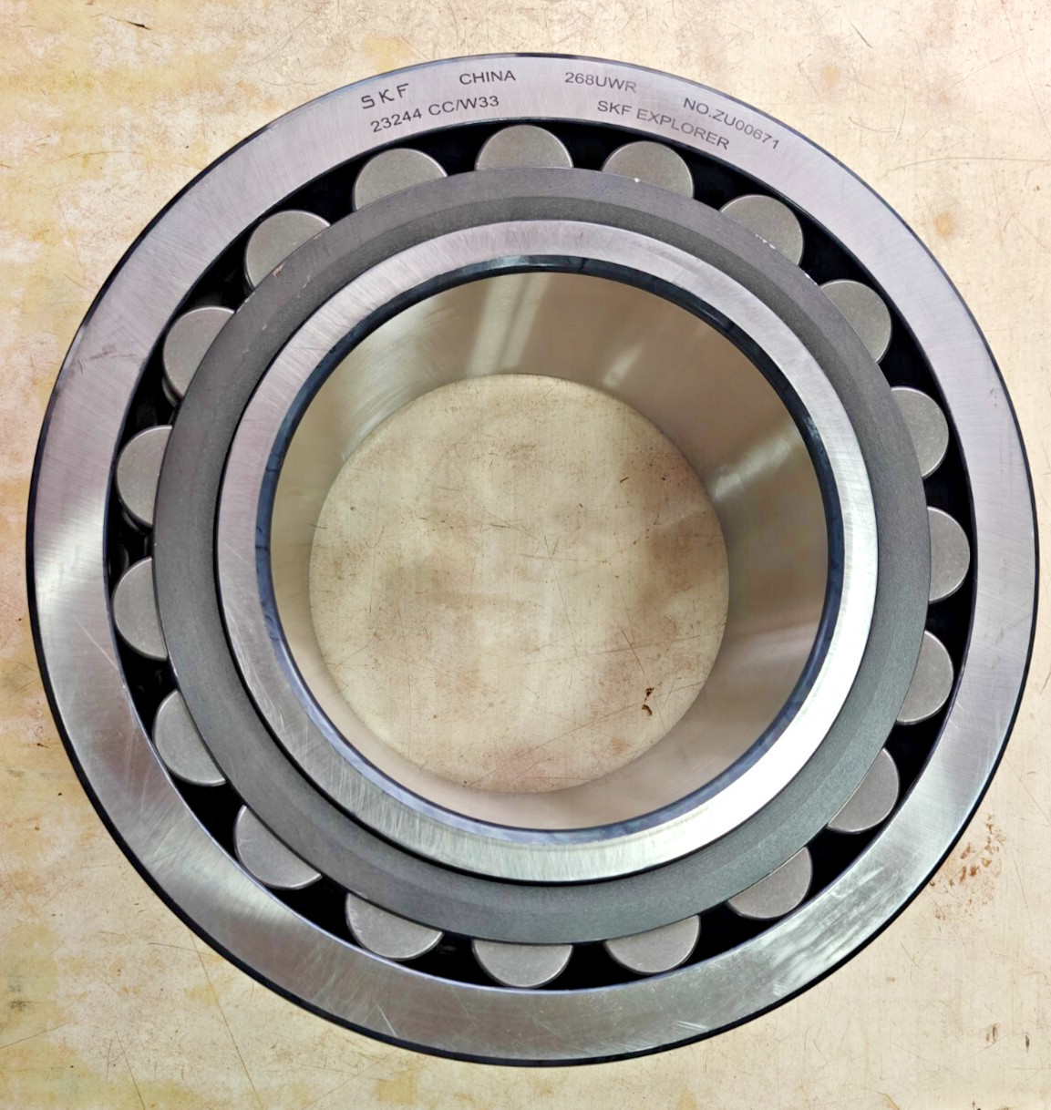 23244 CC/W33 SKF Spherical Roller Bearing 220 x 400 x 144 mm SKF 23244CC/W33