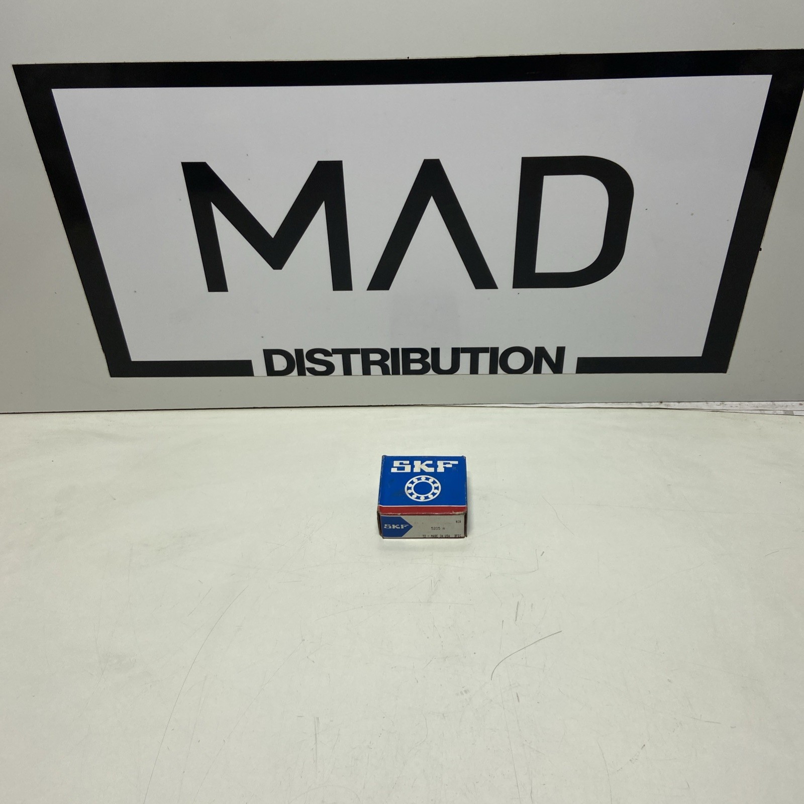 SKF,5205 A DOUBLE ROW BALL BEARING 25MM BORE NOS