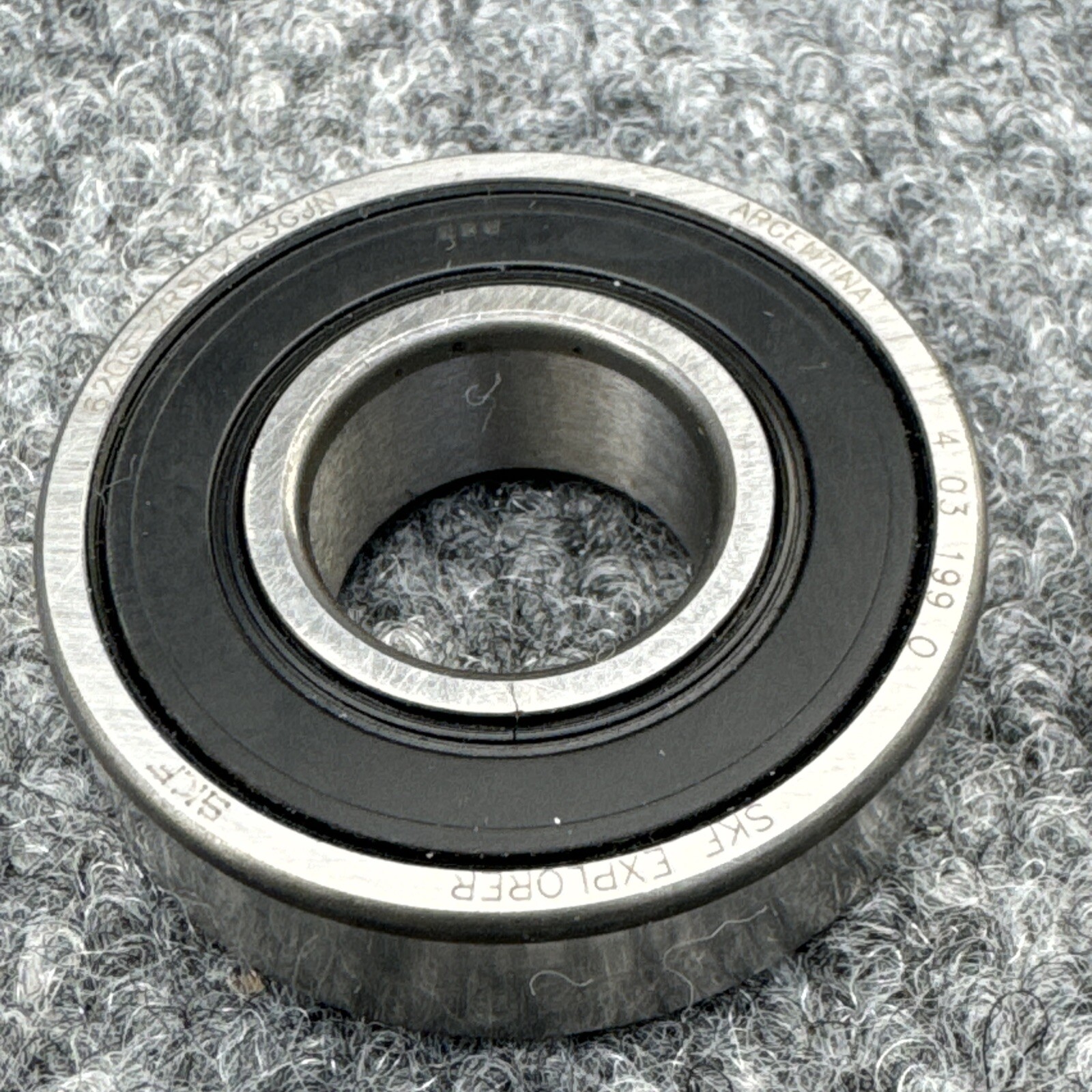Lot of 2 – SKF 6203 2RSH/C3GJN Deep Groove Radial Ball Bearing New