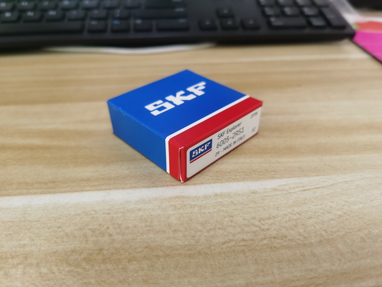 1PC NEW SKF 6005-2RS1 60052RS1 BALL BEARING FREE SHIP