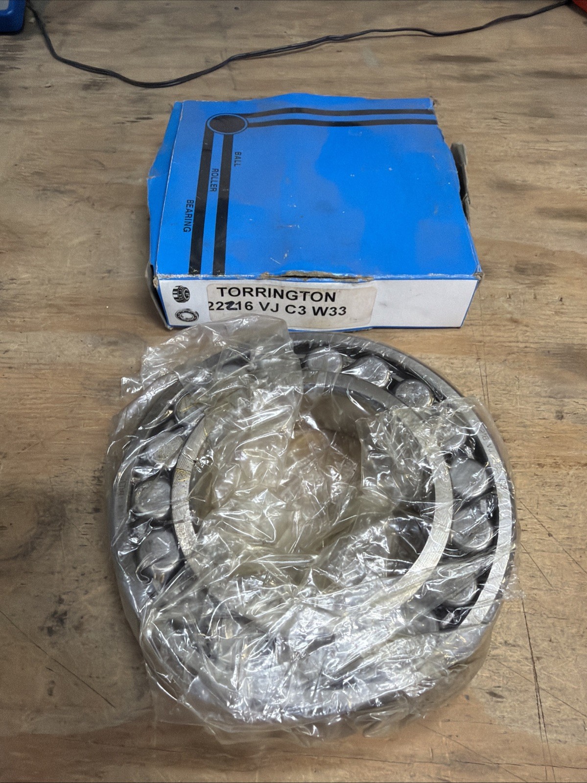 Torrington 2216VJC3W33 Spherical Bearing 80MM Bore (d22)