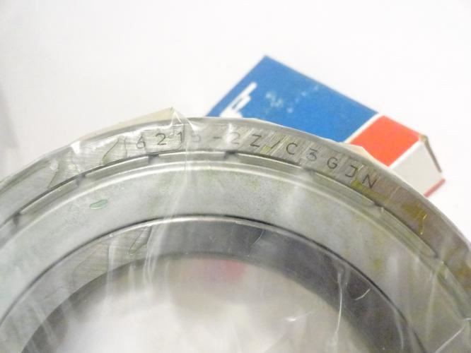 200658 New In Box; SKF 6215 2ZJEM Ball Bearing 75mm B x 130mm OD x 25mm W