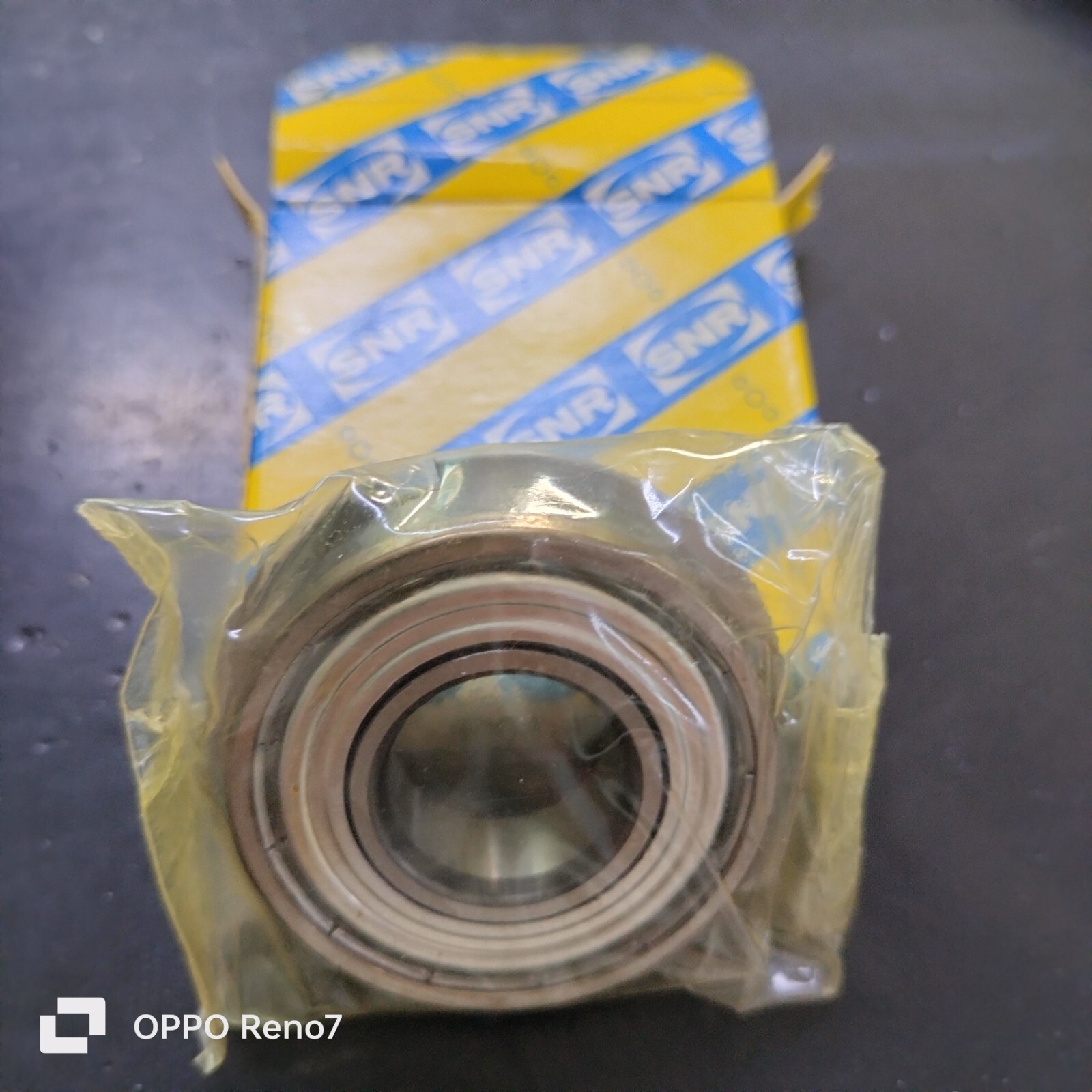 SNR 6204NR.ZZ METAL SHIELDED + Snap Ring 20X47X14 mm Ball Bearing 6204-2ZNR