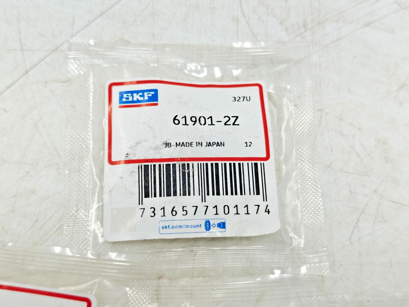 (Qty.10) 61901-2Z SKF Deep Groove Ball Bearings SKF 6901ZZ / 61901 ZZ 12x24x6 mm
