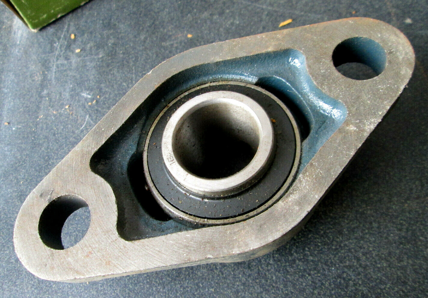 URSA UCFL205-100 Pillow Block Bearing 1″ / 25mm Shaft – 2 pack