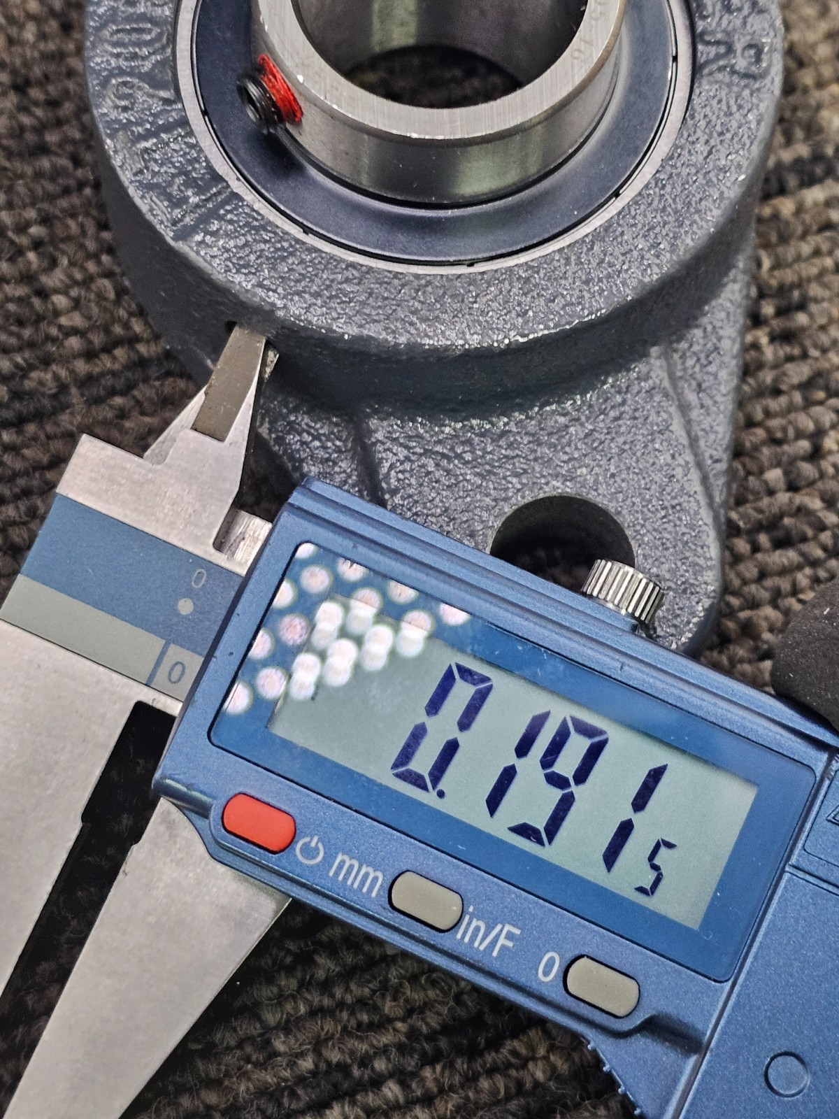 Peer UCFT205-16: Flange Bearing Unit 1″ Bore 2 Bolt Flange