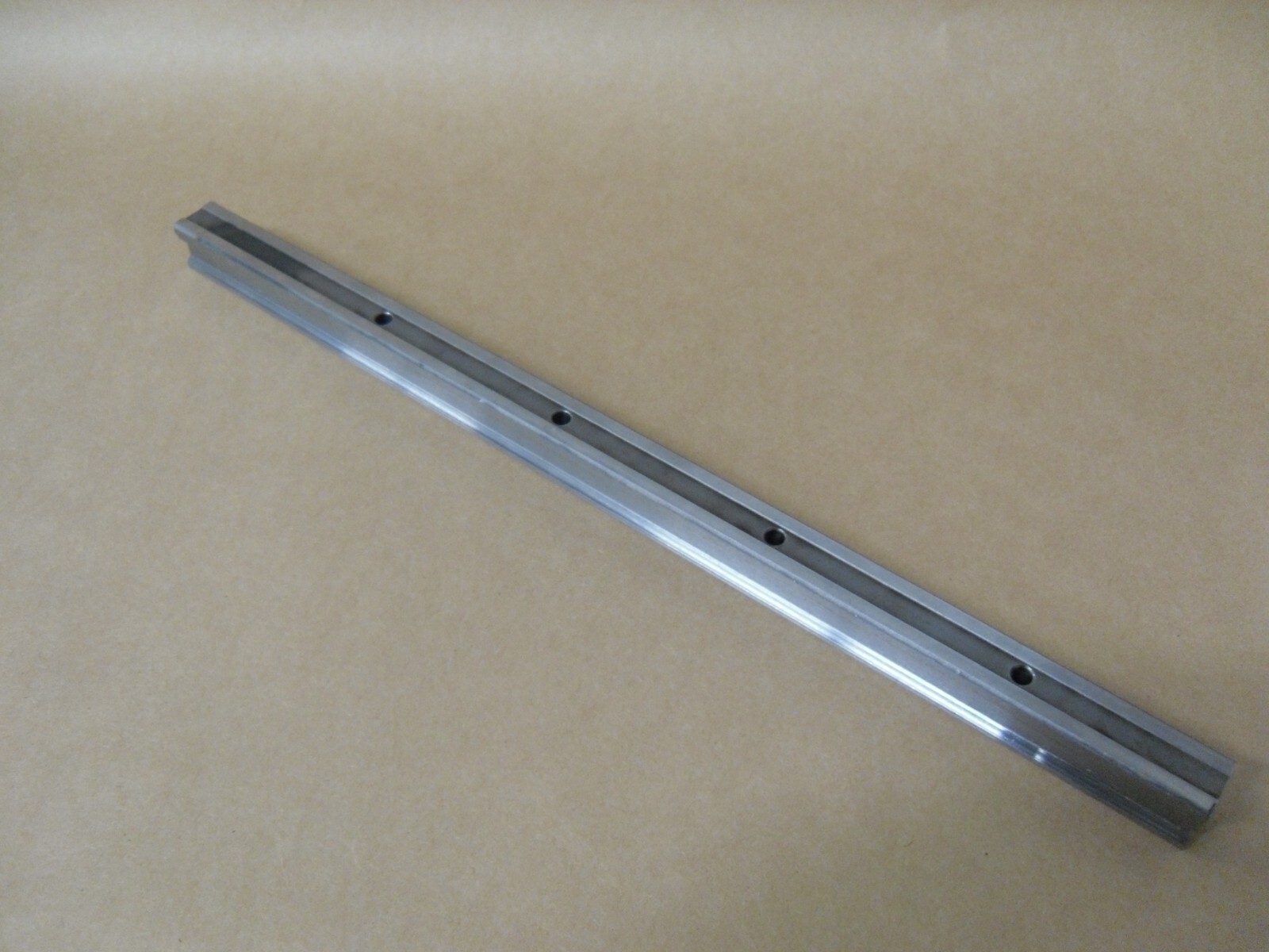 STAR GUIDE RAIL 1605-104-01 300MM RAIL LENGTH SIZE 15, CLASS N HOLE SPACING 60MM