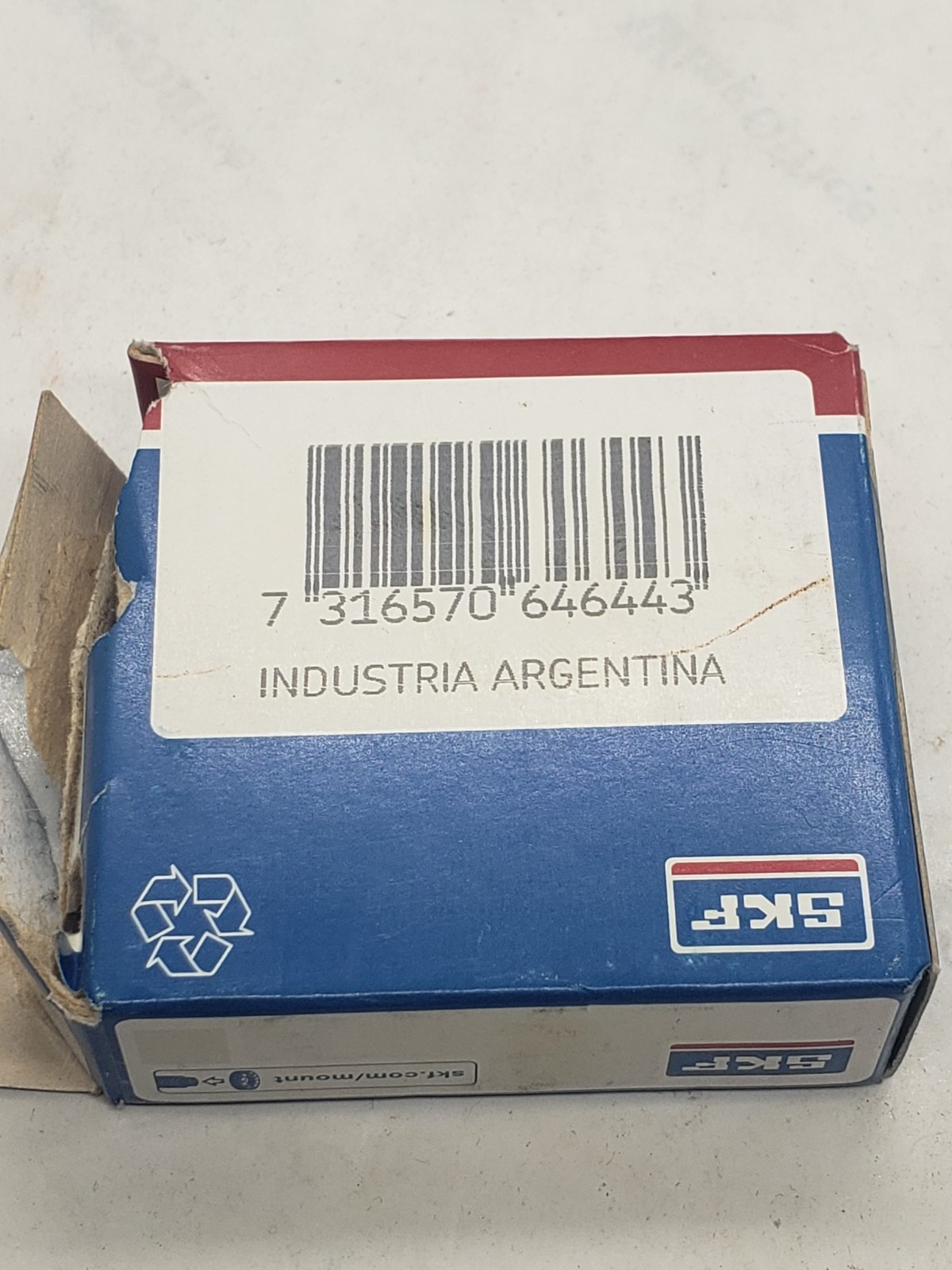 SKF 6005-2Z DEEP GROOVE BALL BEARING 25x47x12mm, LOT OF 2, NIB