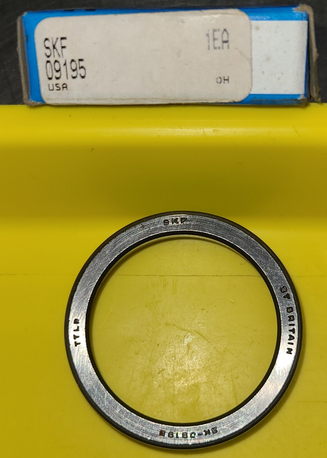 SKF 09195 Tapered Roller Bearing Cup, 1.9380″ OD, 0.5625″ Width