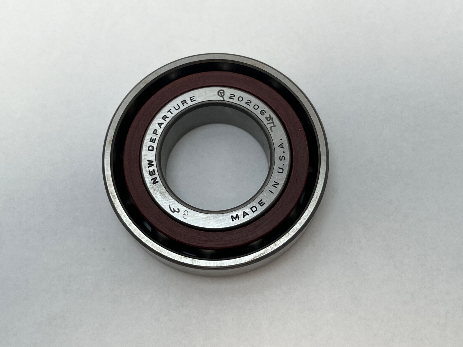 NDH Q20206DTL3A Bearing 30x62x16 mm 7206-C Q-20206-DTL-3-A USA 2 Pcs