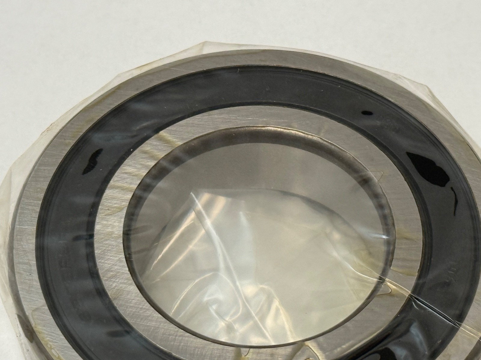 FAG 6208.2RSR.C3 Bearing Rubber Sealed 62082RSRC3 6208RS 6208-2RS 40x80x18 mm