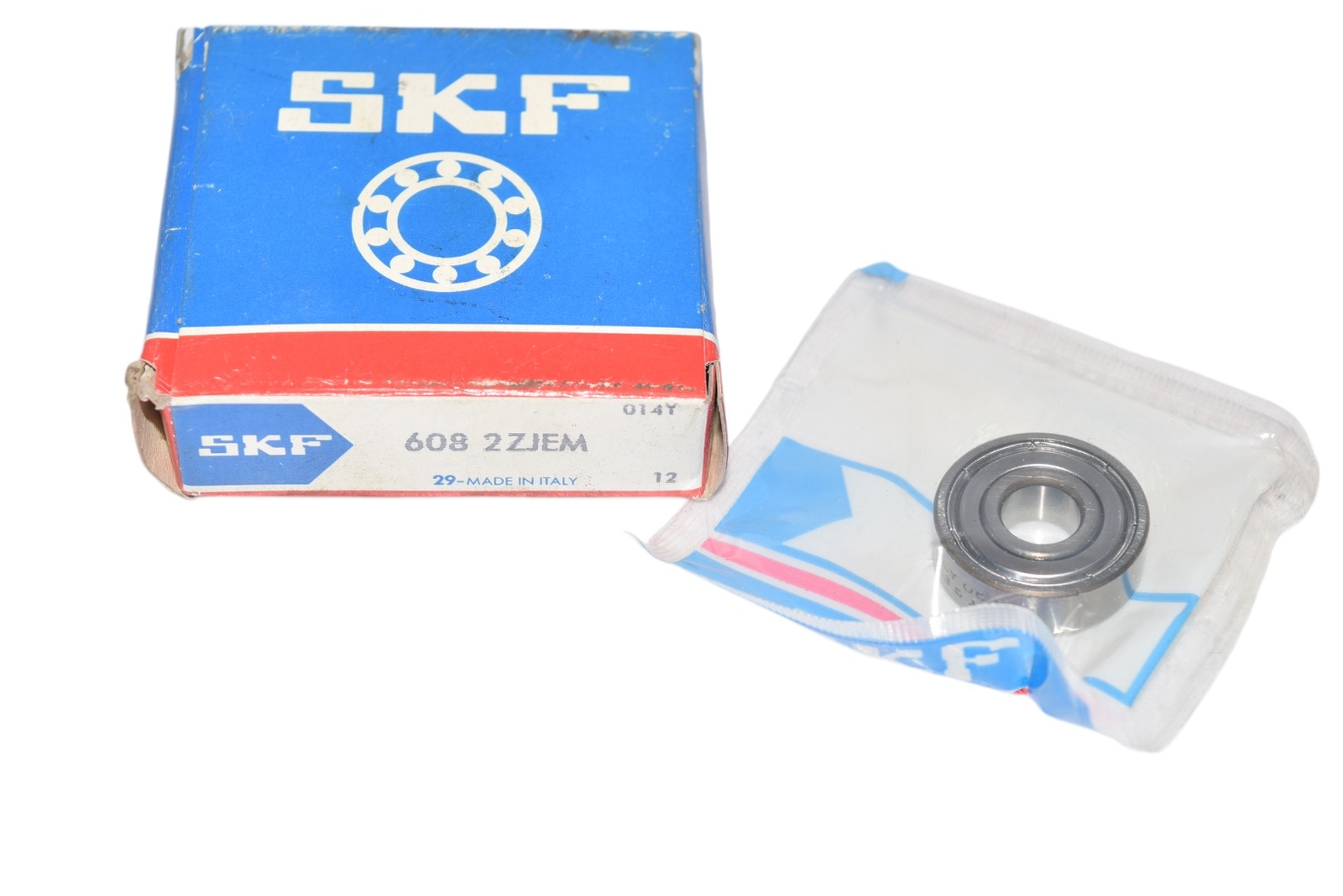 NEW SKF 608 2ZJEM Radial & Deep Groove Ball Bearing – Straight Bore, 8 mm ID, 22