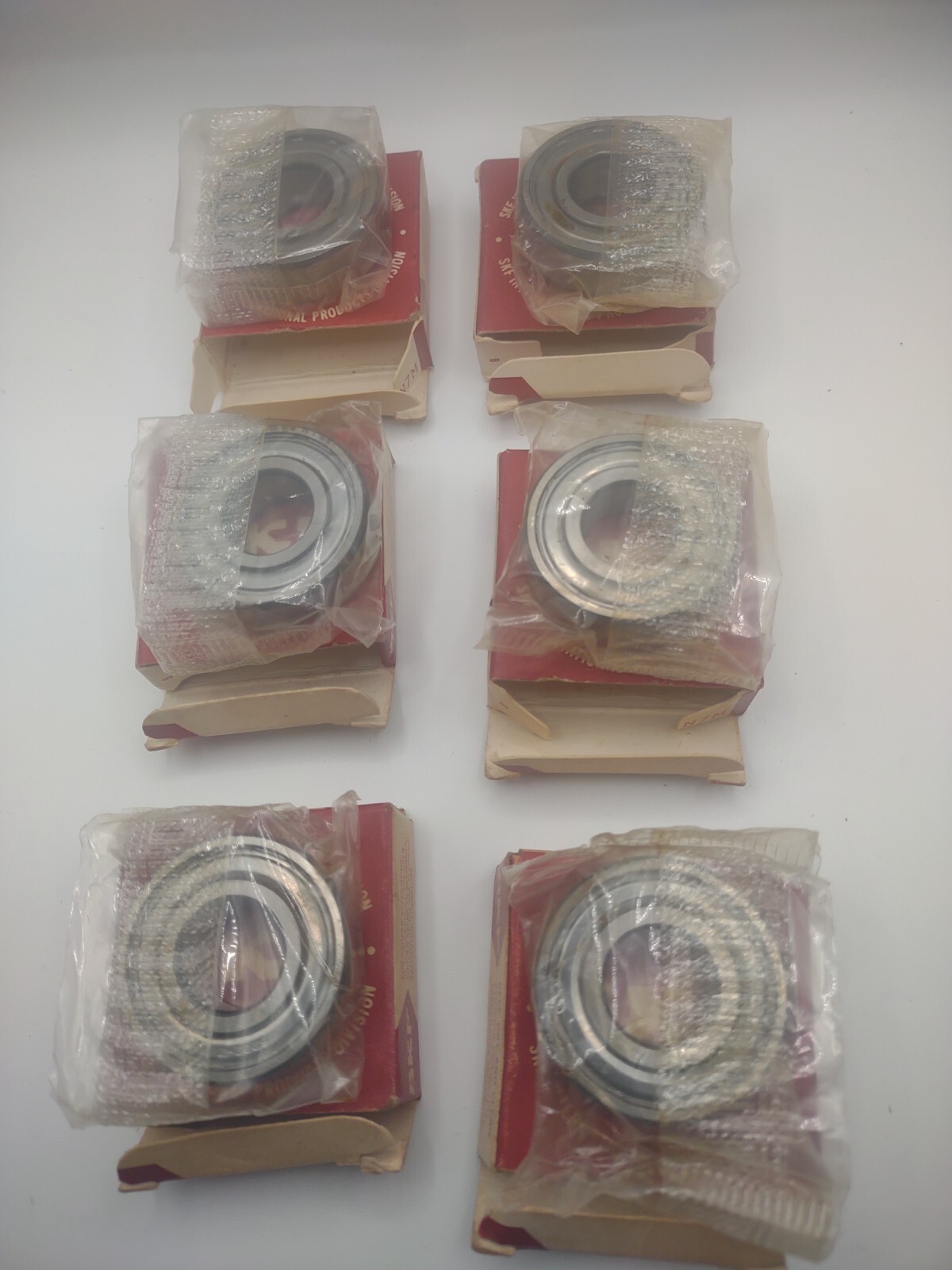 Lot of (6) SKF 6202 2ZJEM Ball Bearings NOS