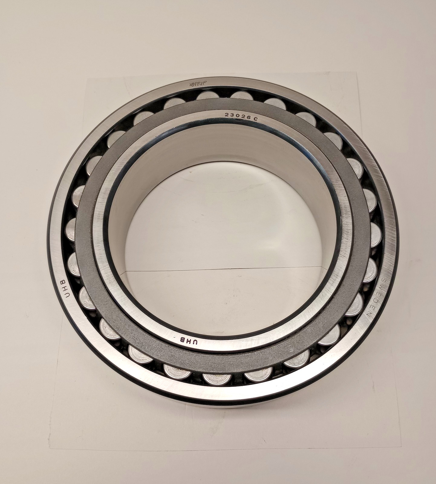 SKF 23026-C Spherical Roller Bearing 130x200x52mm ref#’s 23026C / 23026-CC-W33