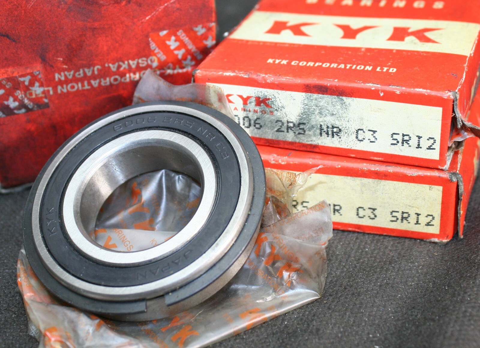 Three (3) KYK 6006 2RSNR C3 SRI2 Deep Groove Bearing 30MM ID Japan NEW