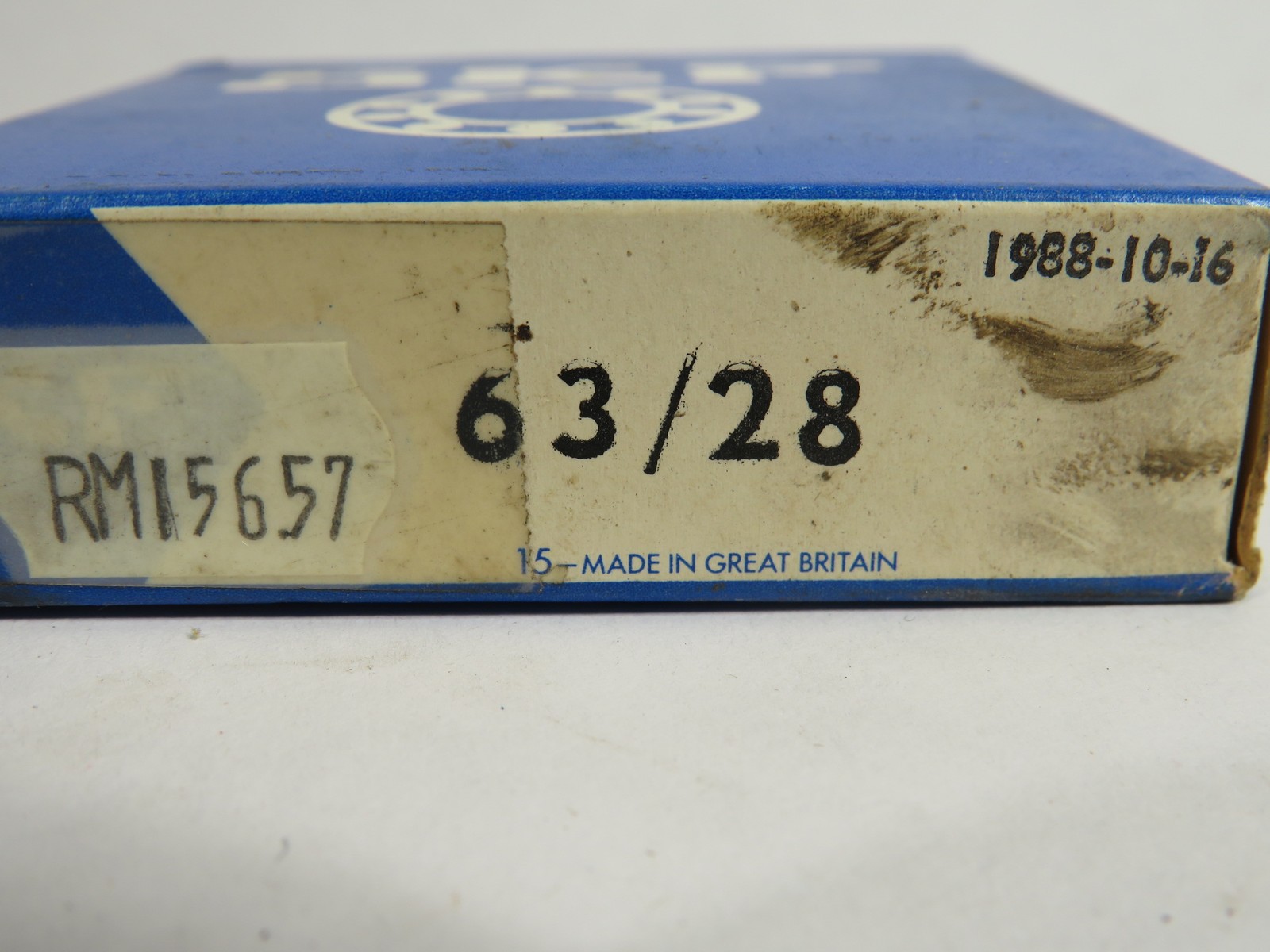 SKF 63/28 Deep Groove Ball Bearing 68mm OD 28mm ID 18mm W SEALED NEW