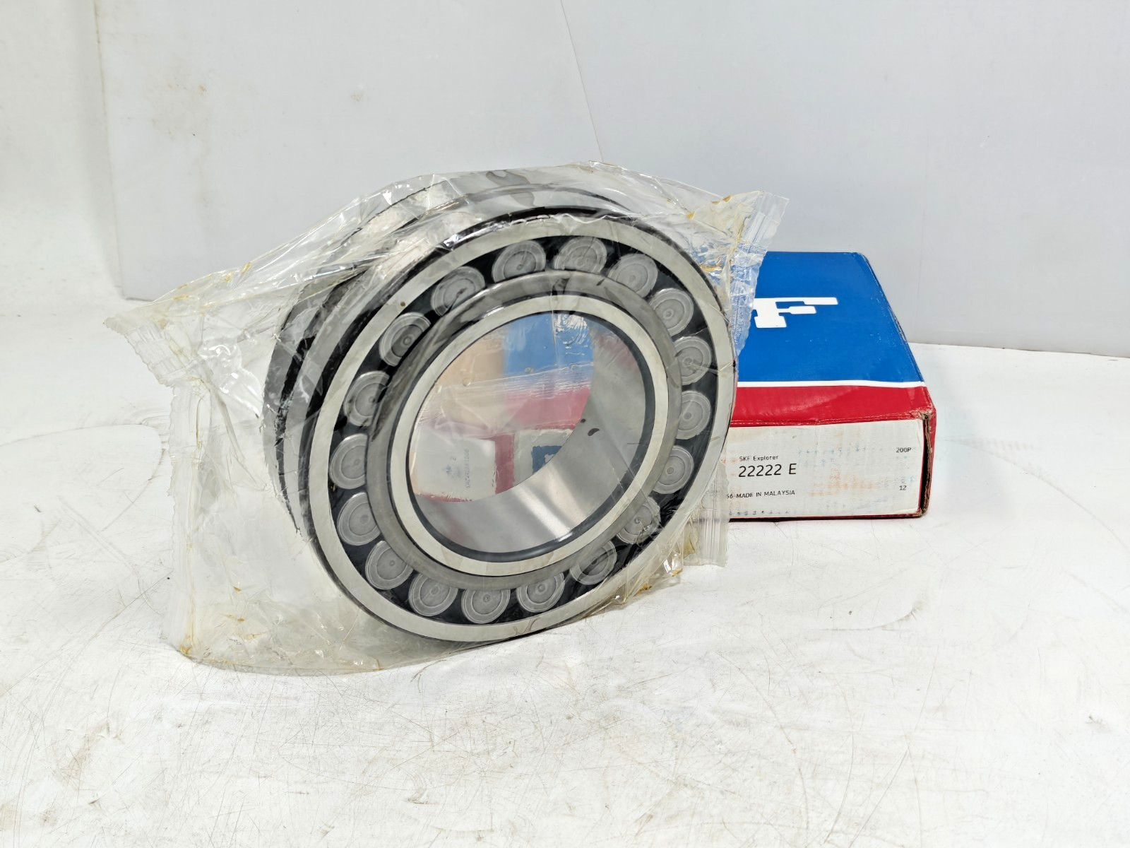 22222 E SKF Spherical Roller Bearing SKF 22222E Straight Bore 110x200x53mm