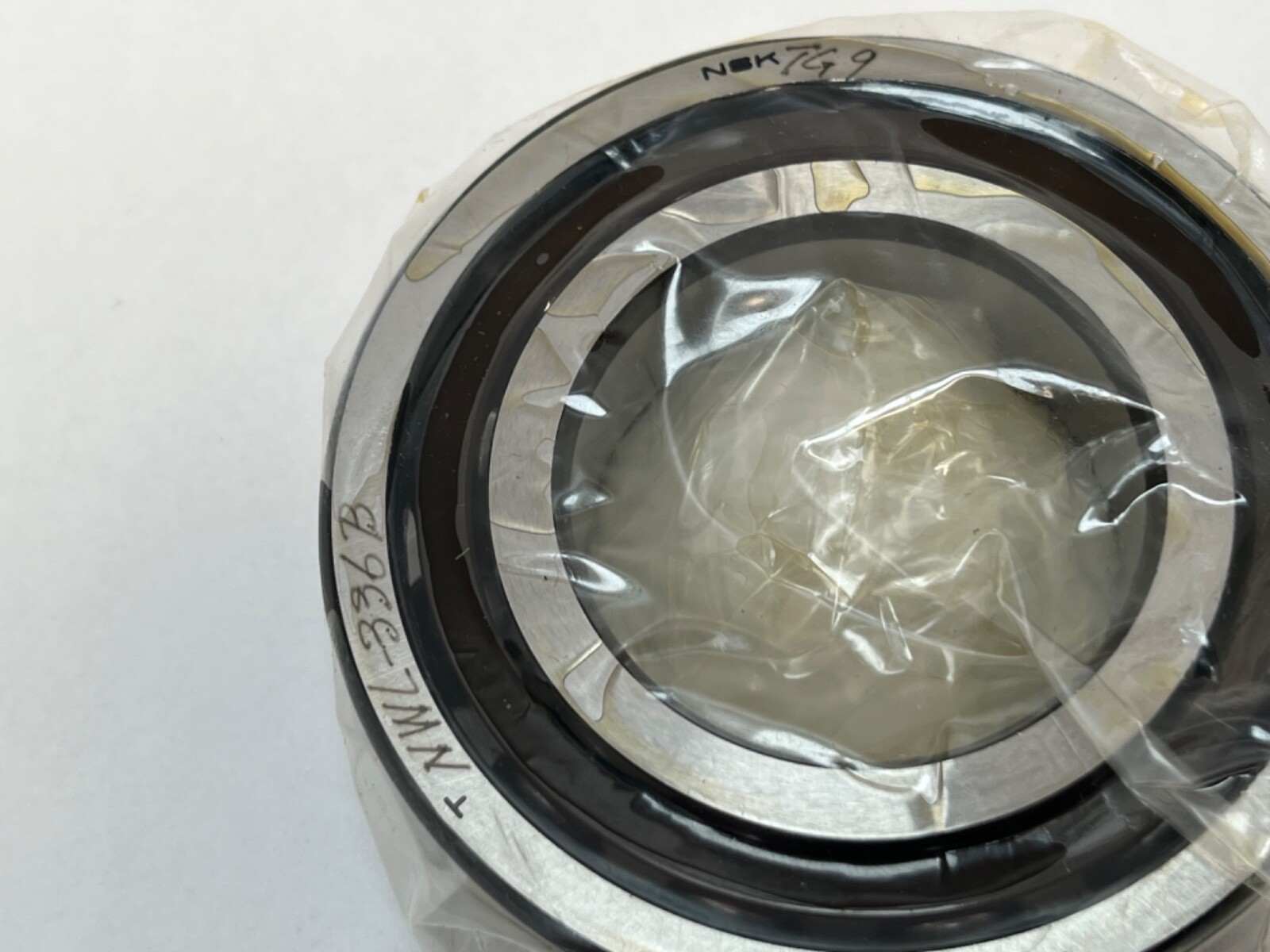 NSK 7209ATYP5 Angular Bearing 7209A 7209-A-TY-P5 45x85x19 mm