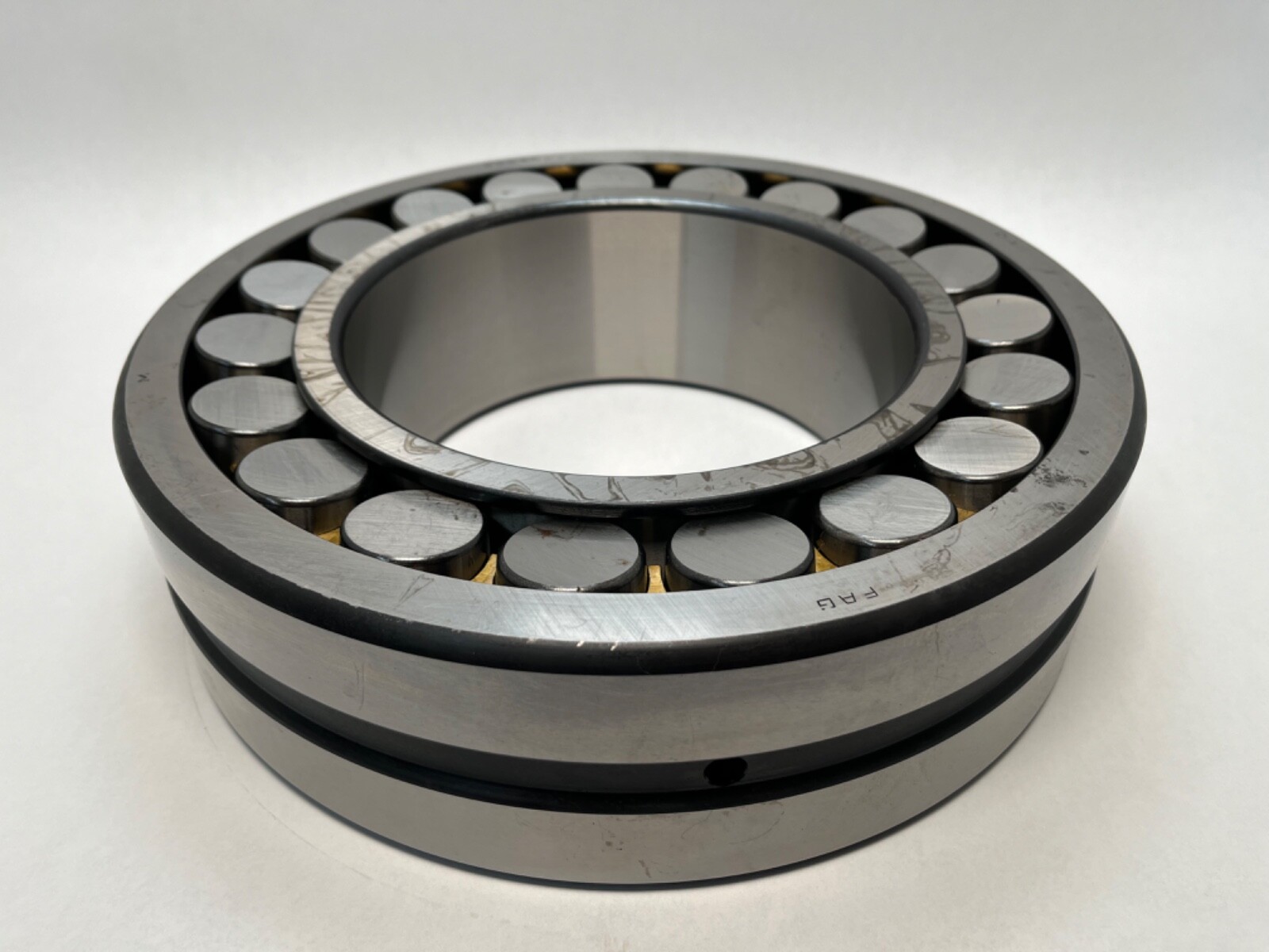 FAG 22236K.MB.C3 Spherical Bearing 22236-K-MB-C3-W33 180x320x86 mm