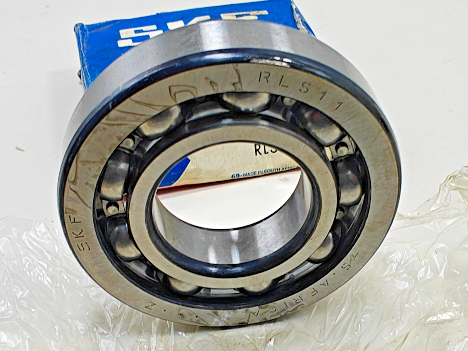 RLS 11 SKF Deep Groove Ball Bearing SKF RLS11 / LJ 1 3/8 / LS 12-1/2