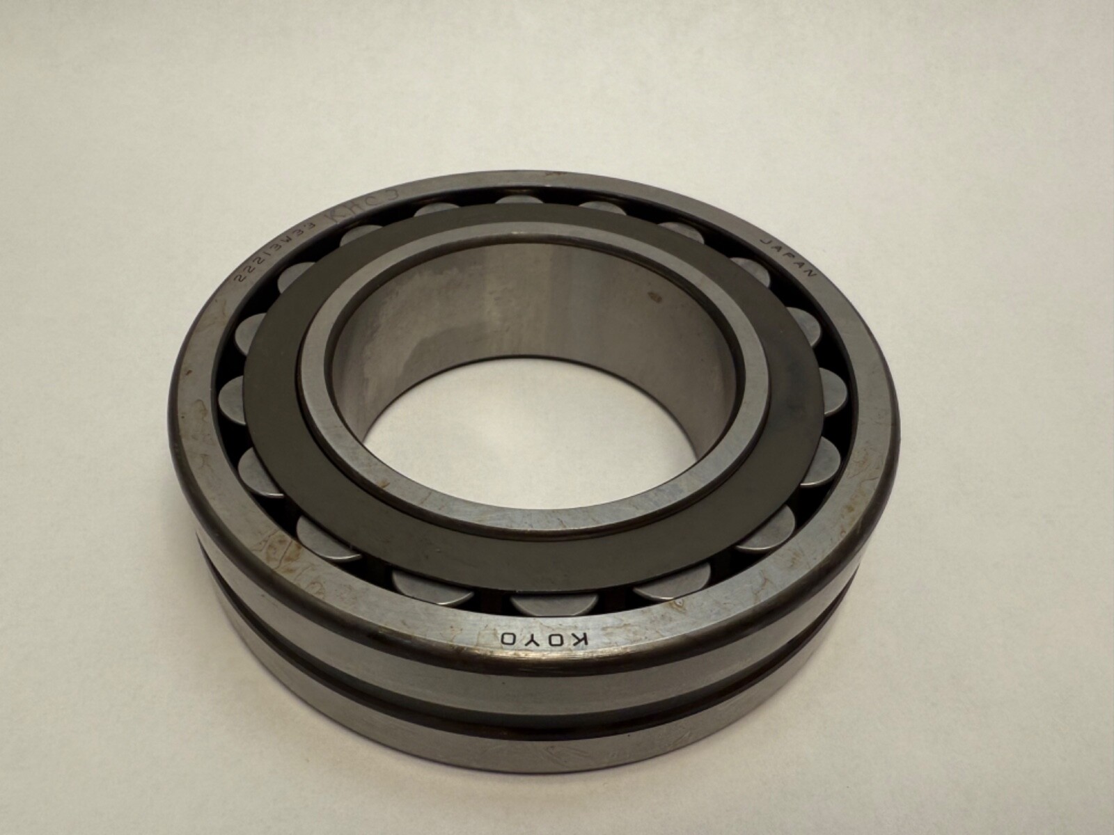 Koyo 22213RHKW33C3 Spherical Bearing 22213-RH-K-W33-C3 22213CC 65x120x31 mm