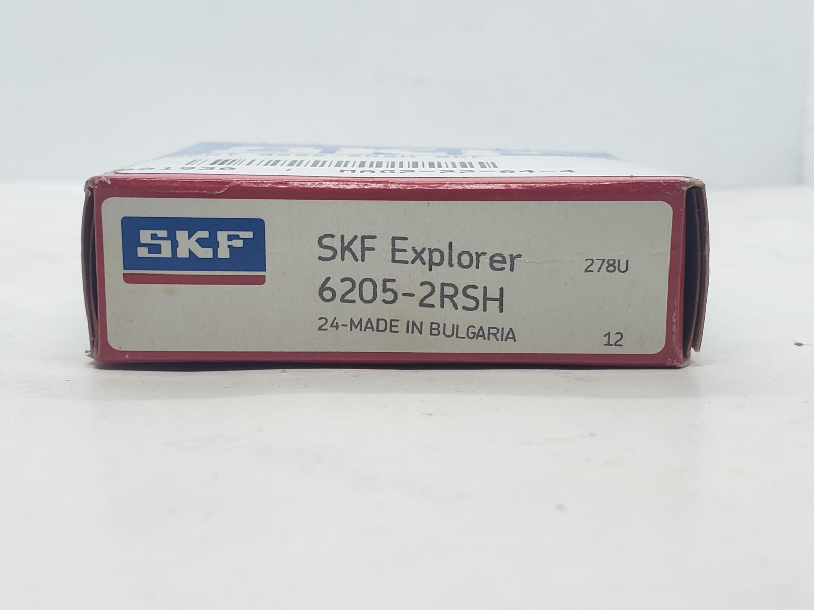 SKF 6205-2RSH DEEP GROOVE BALL BEARING WITH SEALS 25x52x15mm, LOT OF 3, NIB