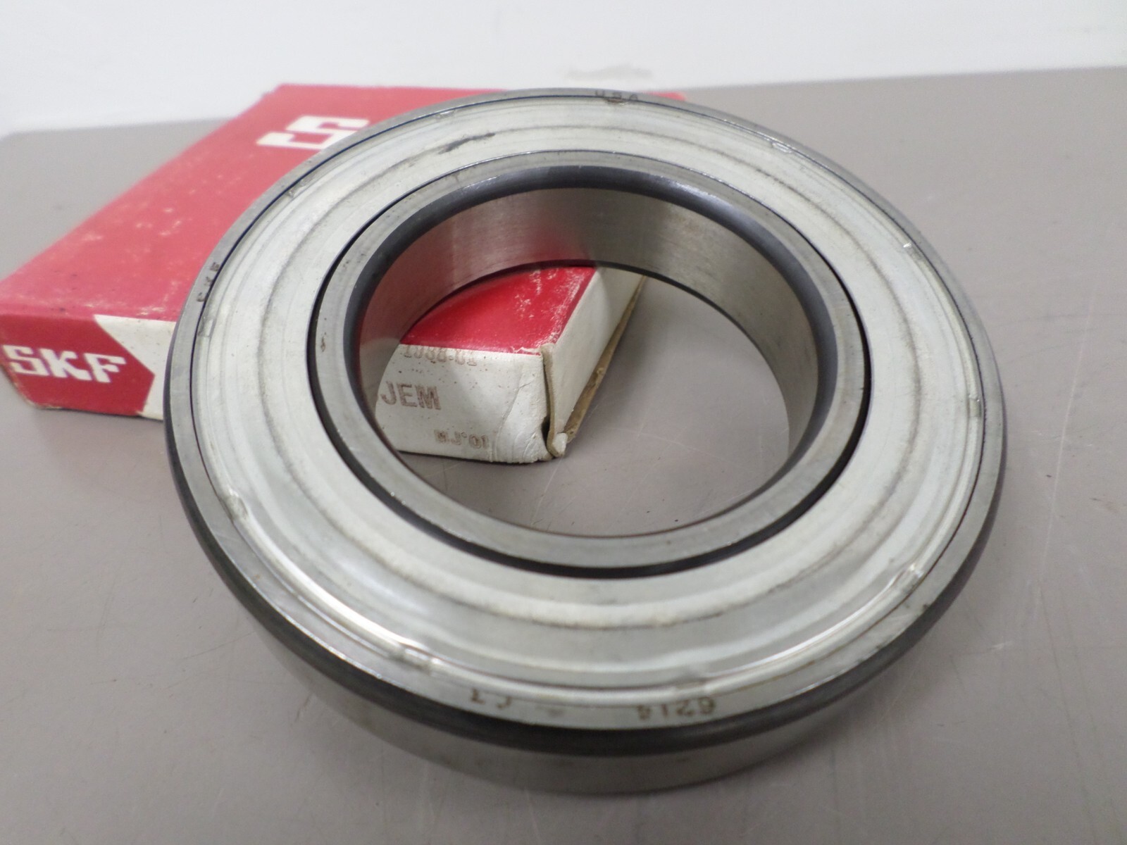 SKF 6214 2RS JEM Radial Ball Bearing Metal Shielded 70mm x 125mm x 24mm