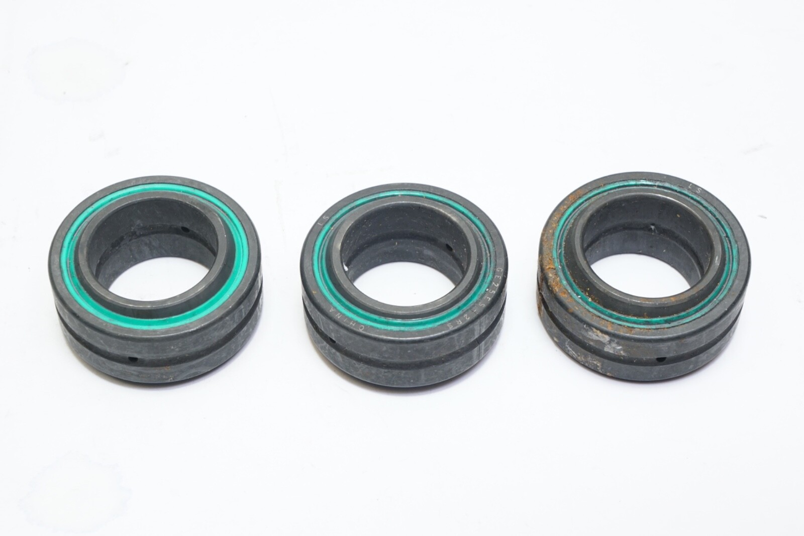 New Lot of 3 Spherical Plain Bearing GE25ES-2RS 25x42x20mm Ships FREE