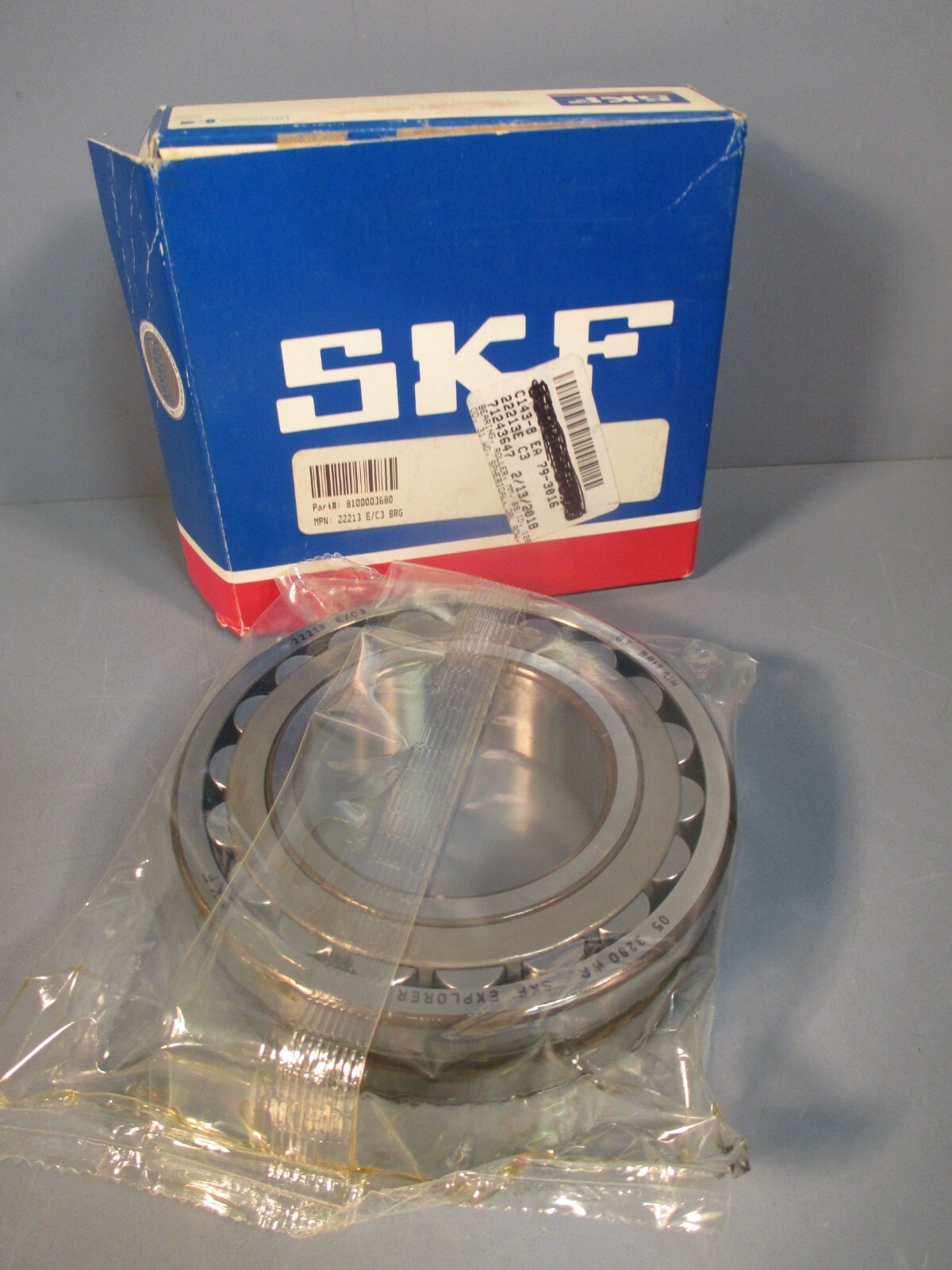 SKF EXPLORER SPHERICAL ROLLER BEARINGS 22213 E/C3
