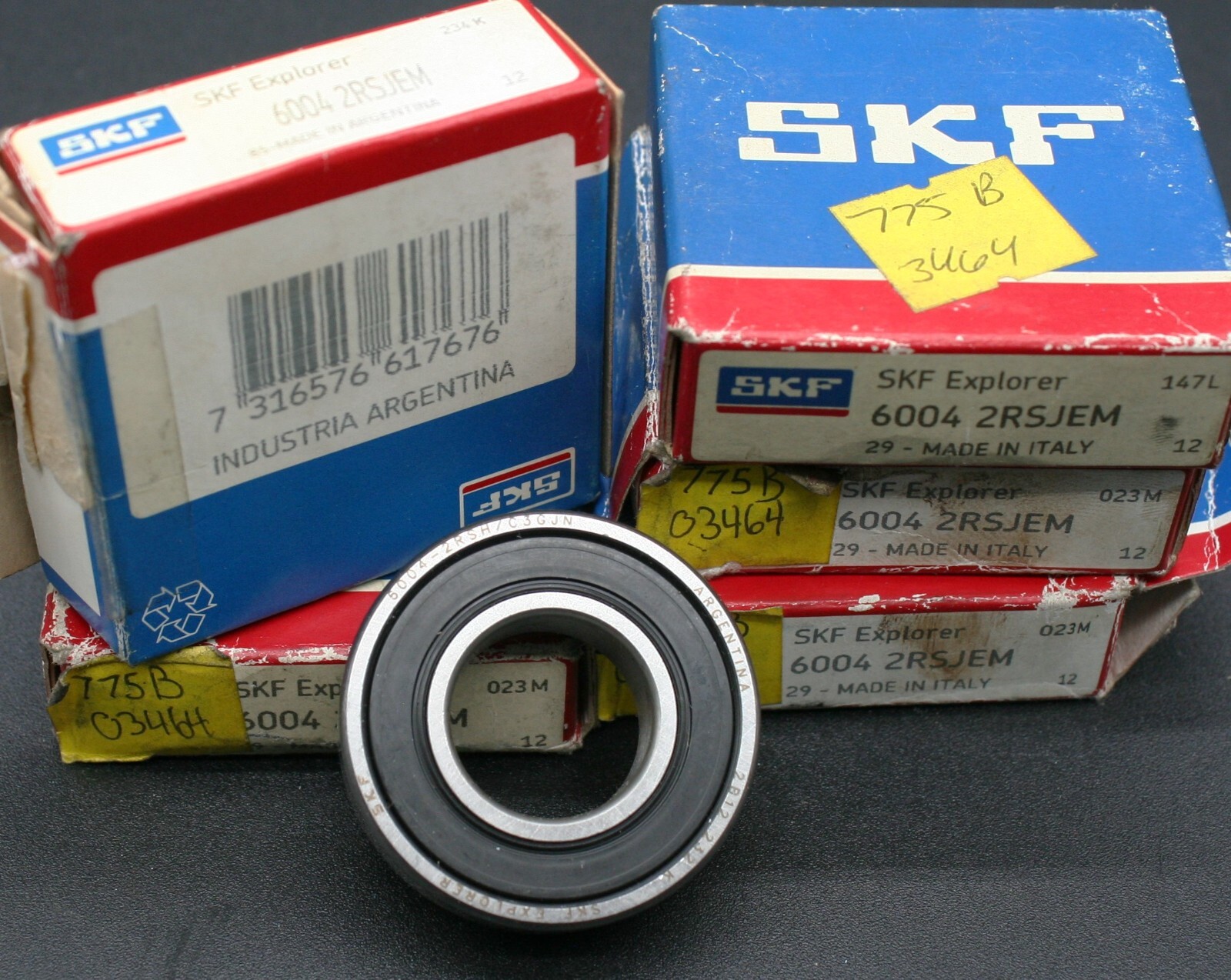 One (1) SKF 6004 2RSJEM Deep Groove Bearing 20 MM ID Italy 6004 2RSH/C3GJN NEW