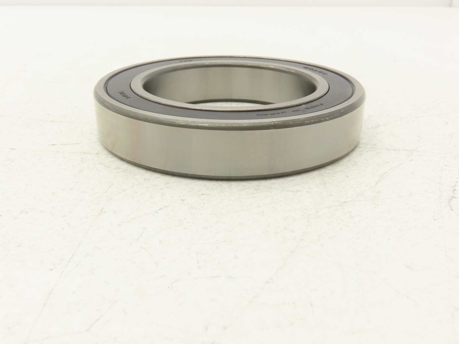 NSK 6014V Deep Groove Ball Bearing 70 mm ID x 110 mm OD x 20 mm Sealed