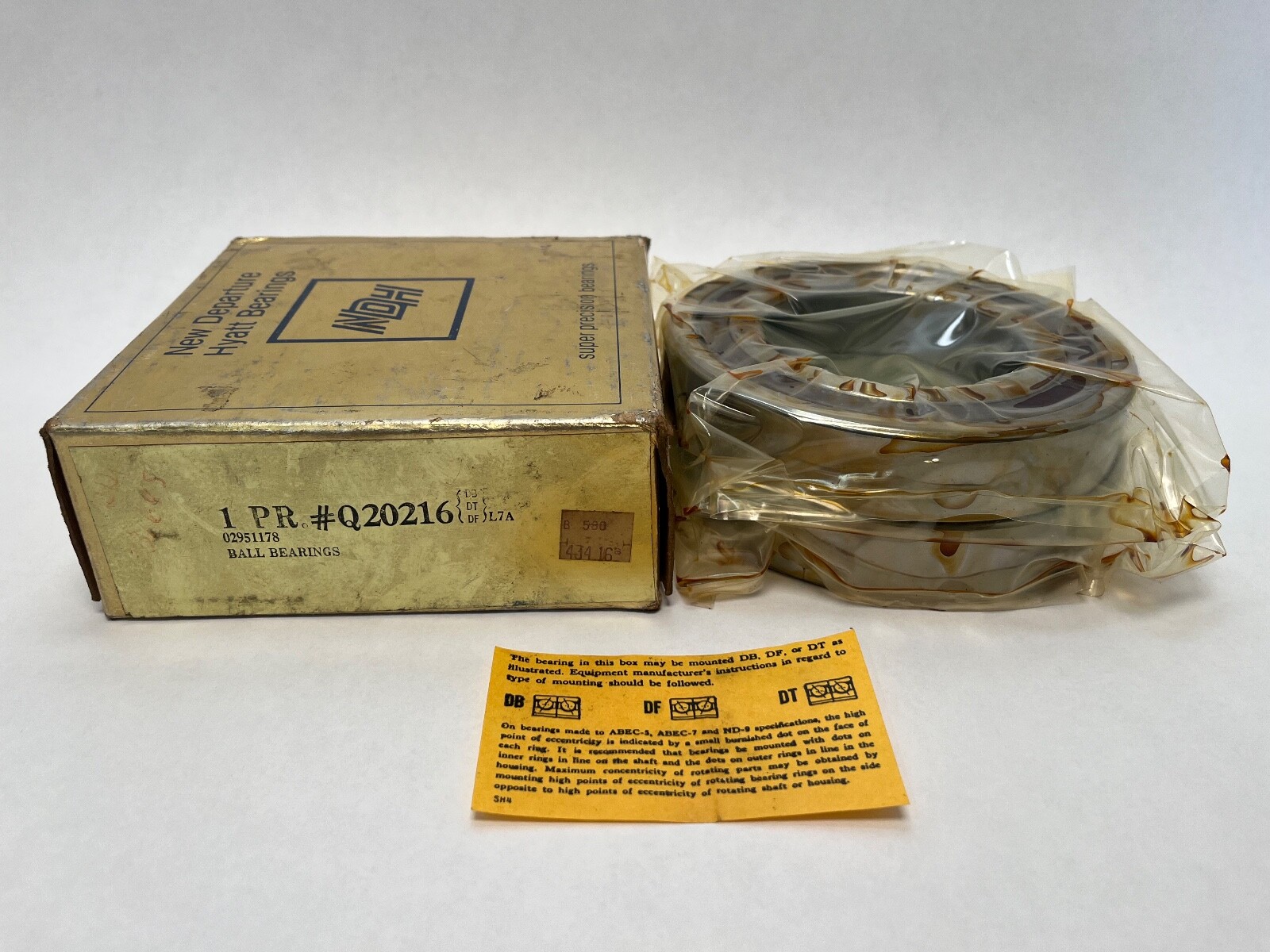 NDH Q20216DTL7A Angular Bearing 80x140x26 mm 7216 Q-20216-DT-L7-A USA