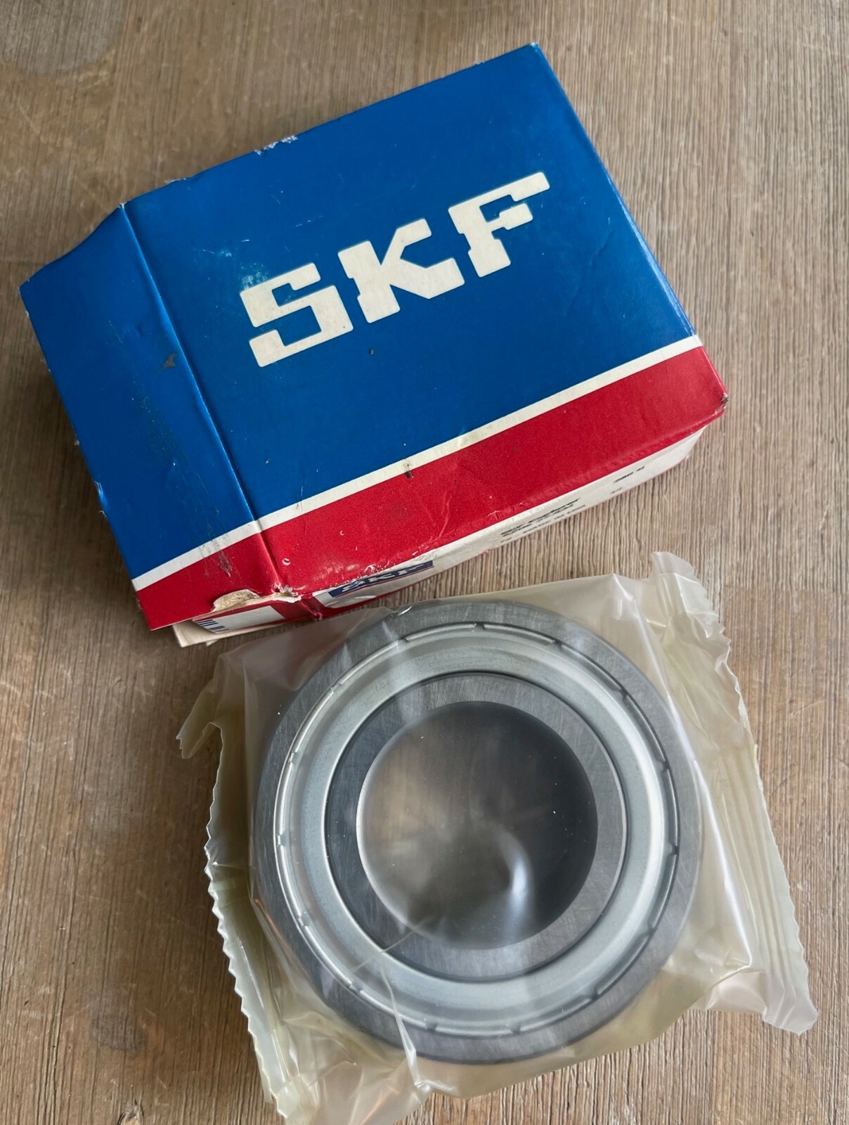 SKF 6206 2ZJEM BALL BEARING NEW IN SEALED BAG