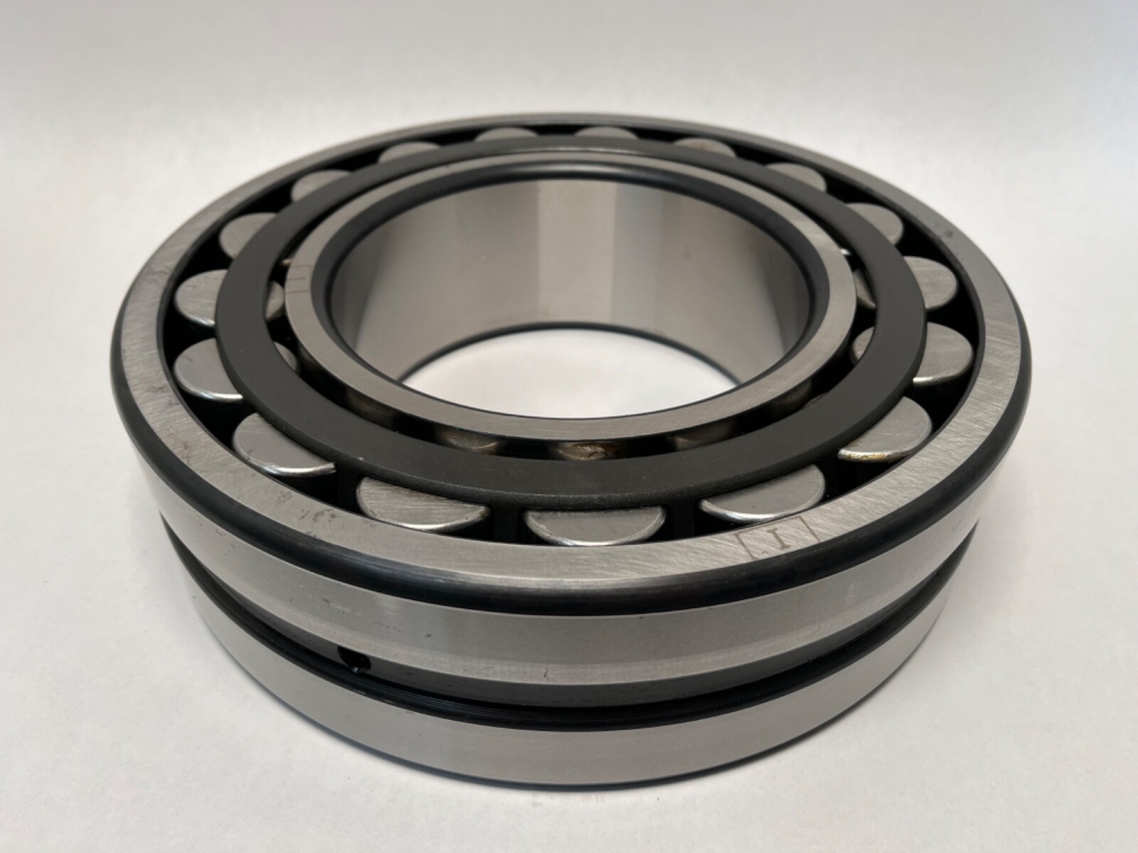 FAG 22234E Spherical Bearing 22234E 22234-E-W33 170x310x86 mm