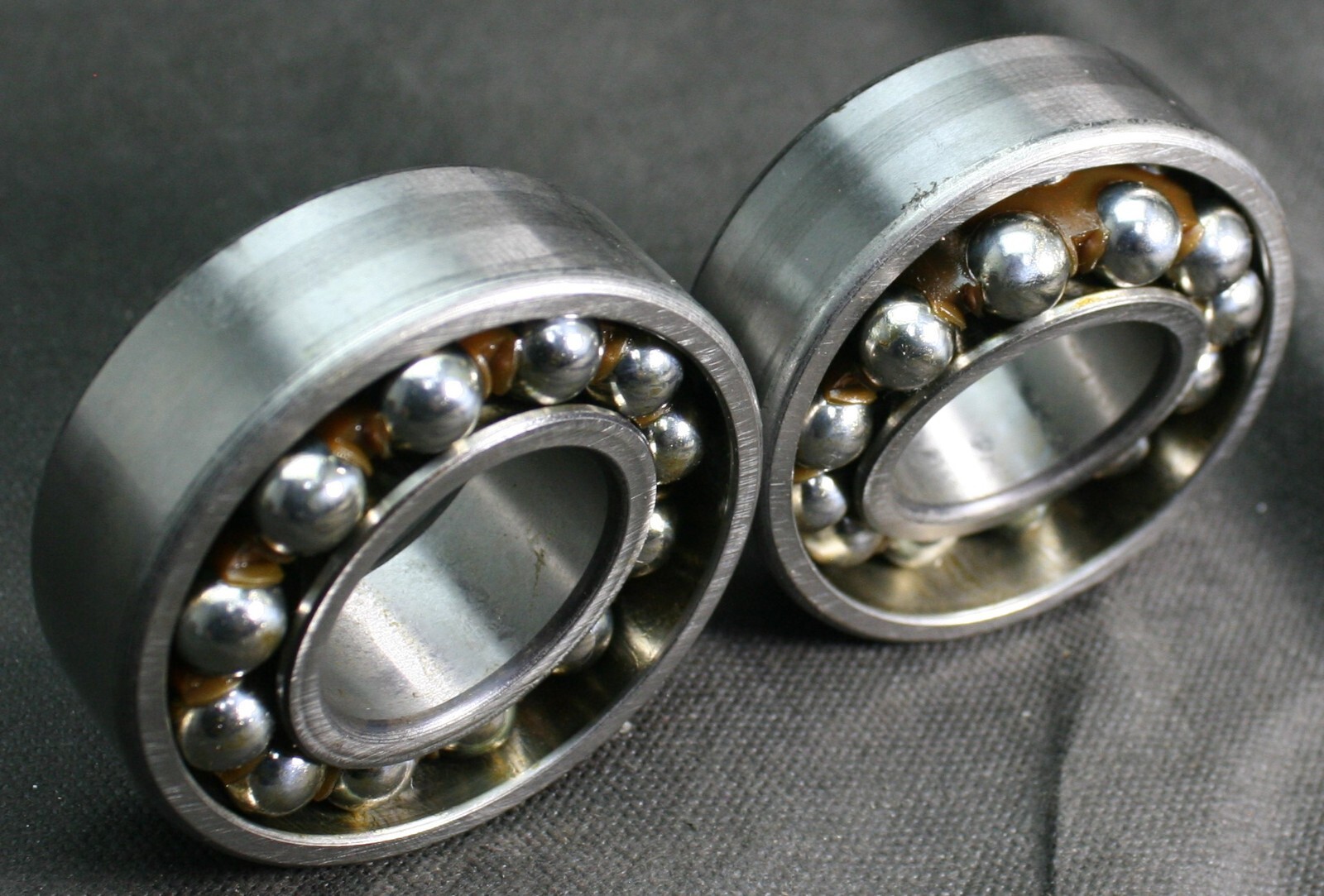 Two (2) SKF 2207 ETN9 Self Aligning Bearing 35 MM ID USA