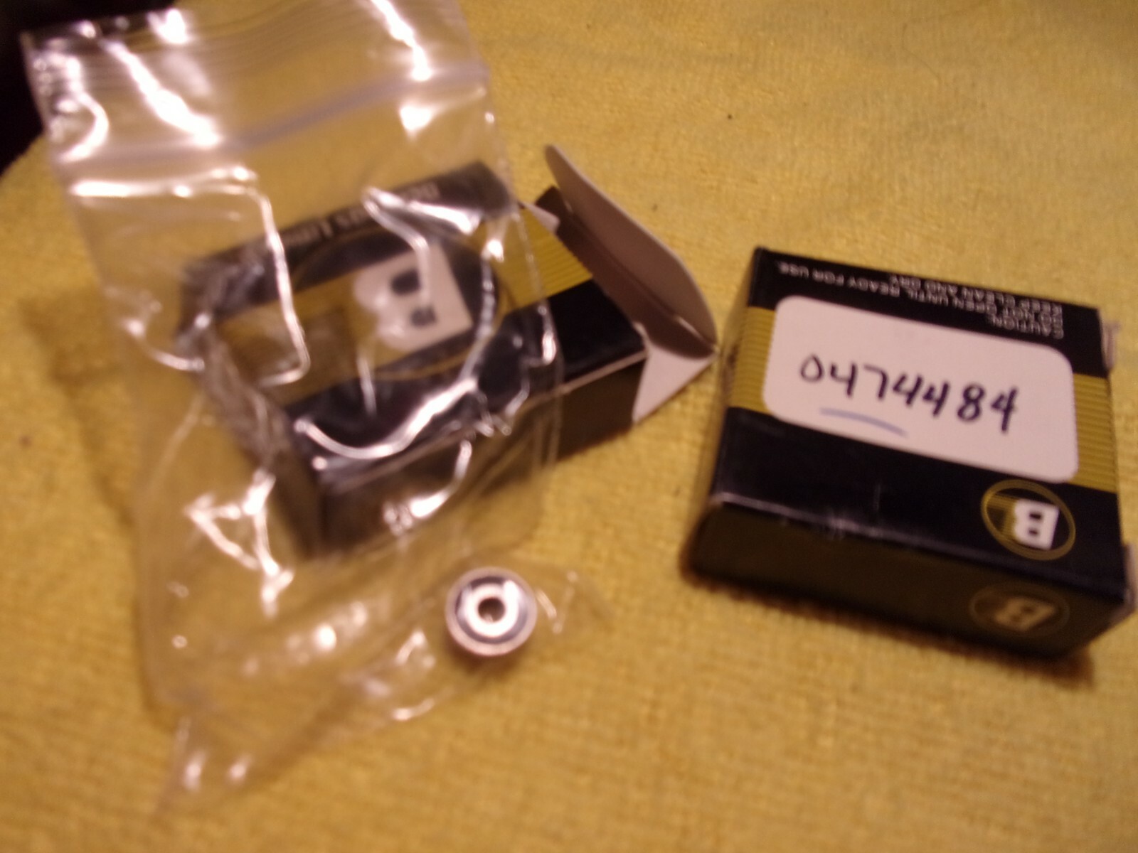 (2) R2 2RS 0.125″ ID x 0.375″ R2 2RS 1 Radial Ball Bearing