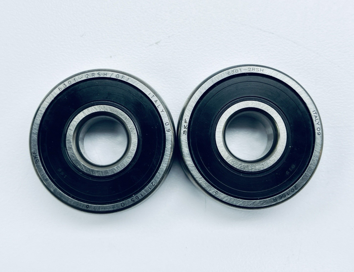 Lot of 2 SKF 6301-2RSH Deep Groove Ball Bearing 12mm-ID 37mm-OD 12mm-W