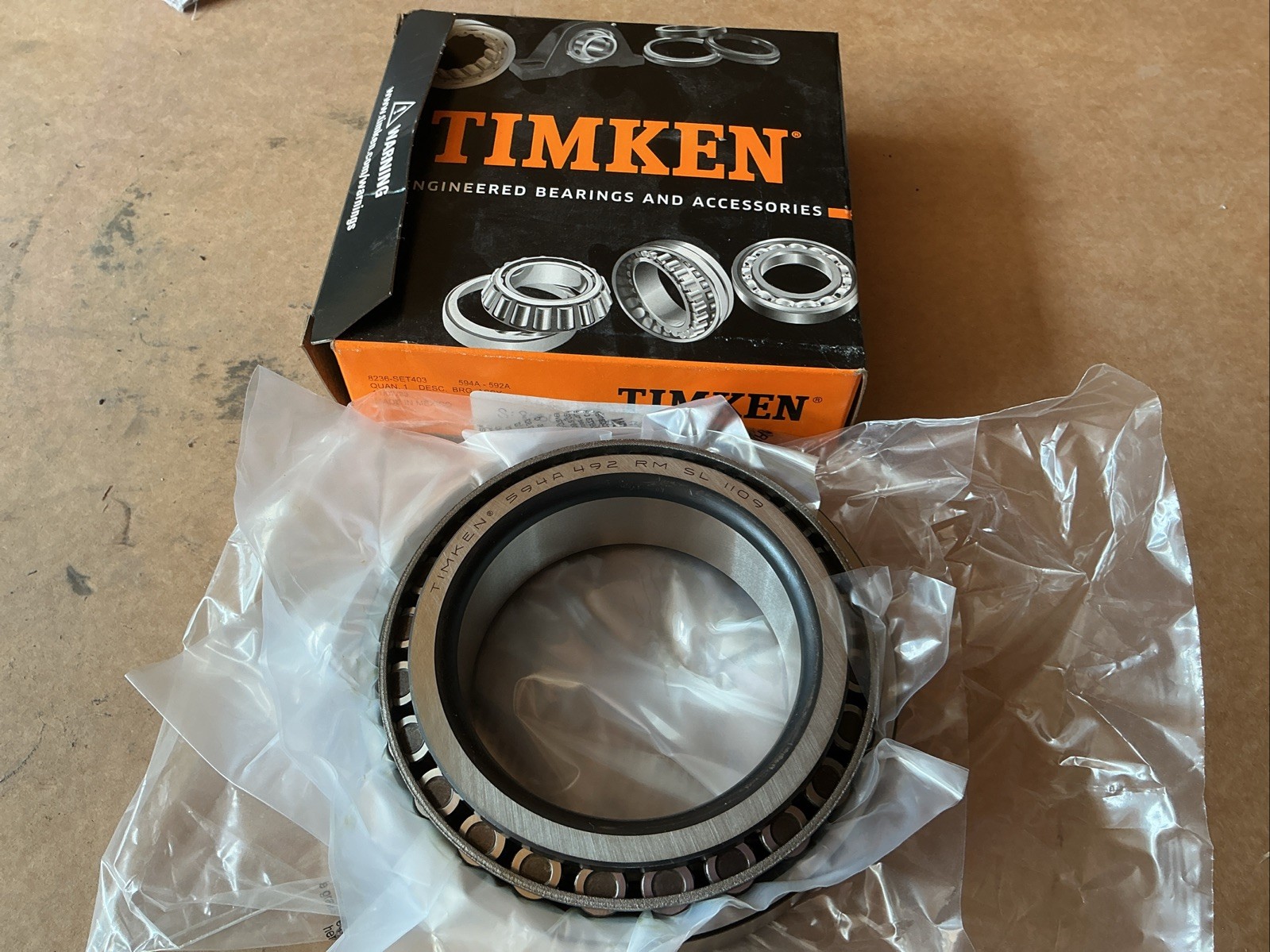 New TIMKEN SET403 594A/592A Wheel Bearing and Race Set-Race Set