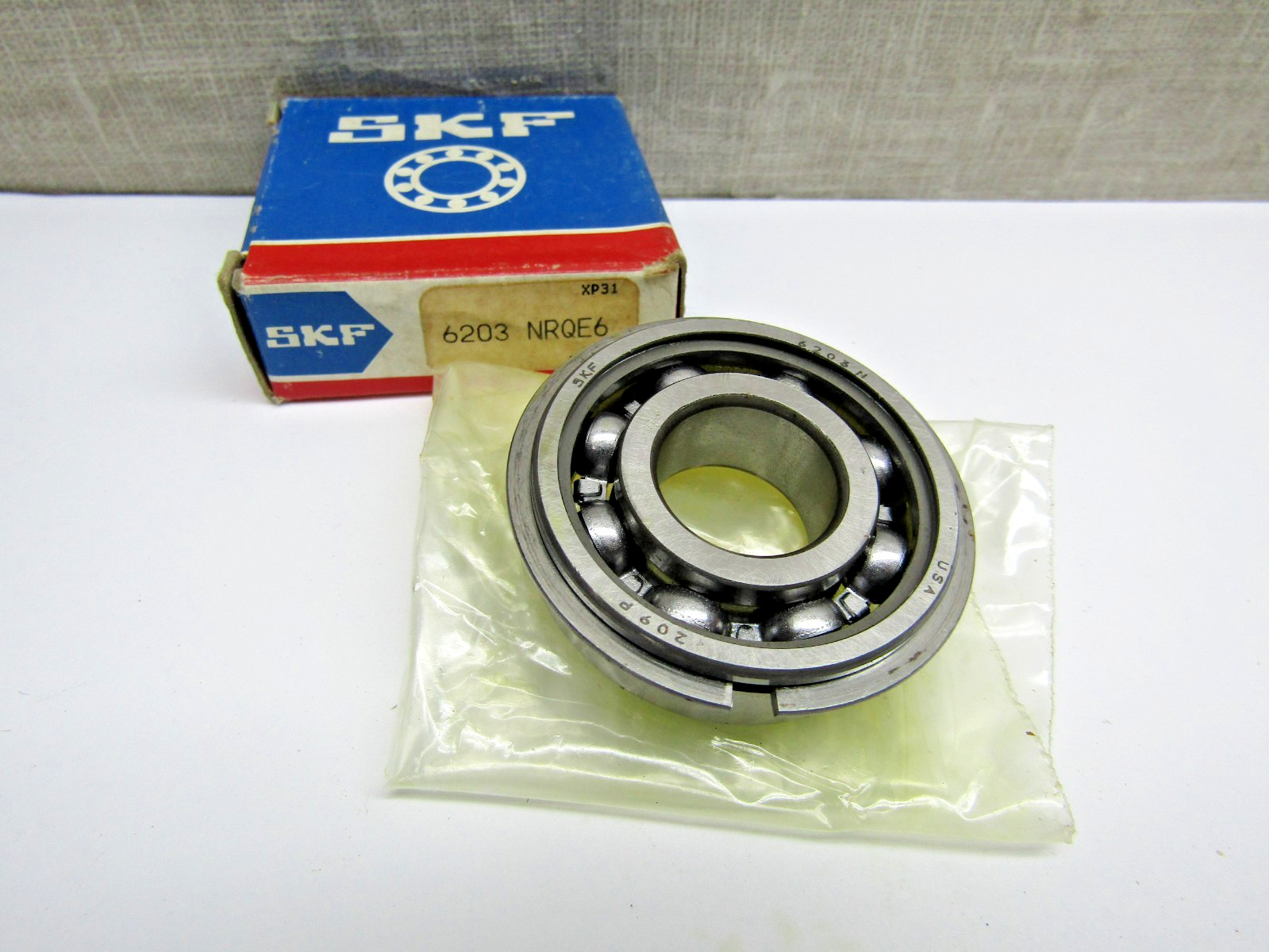 SKF 6203NR QE6 17mm X 40mm X 12 mm Quiet Running Snap Ring Bearing
