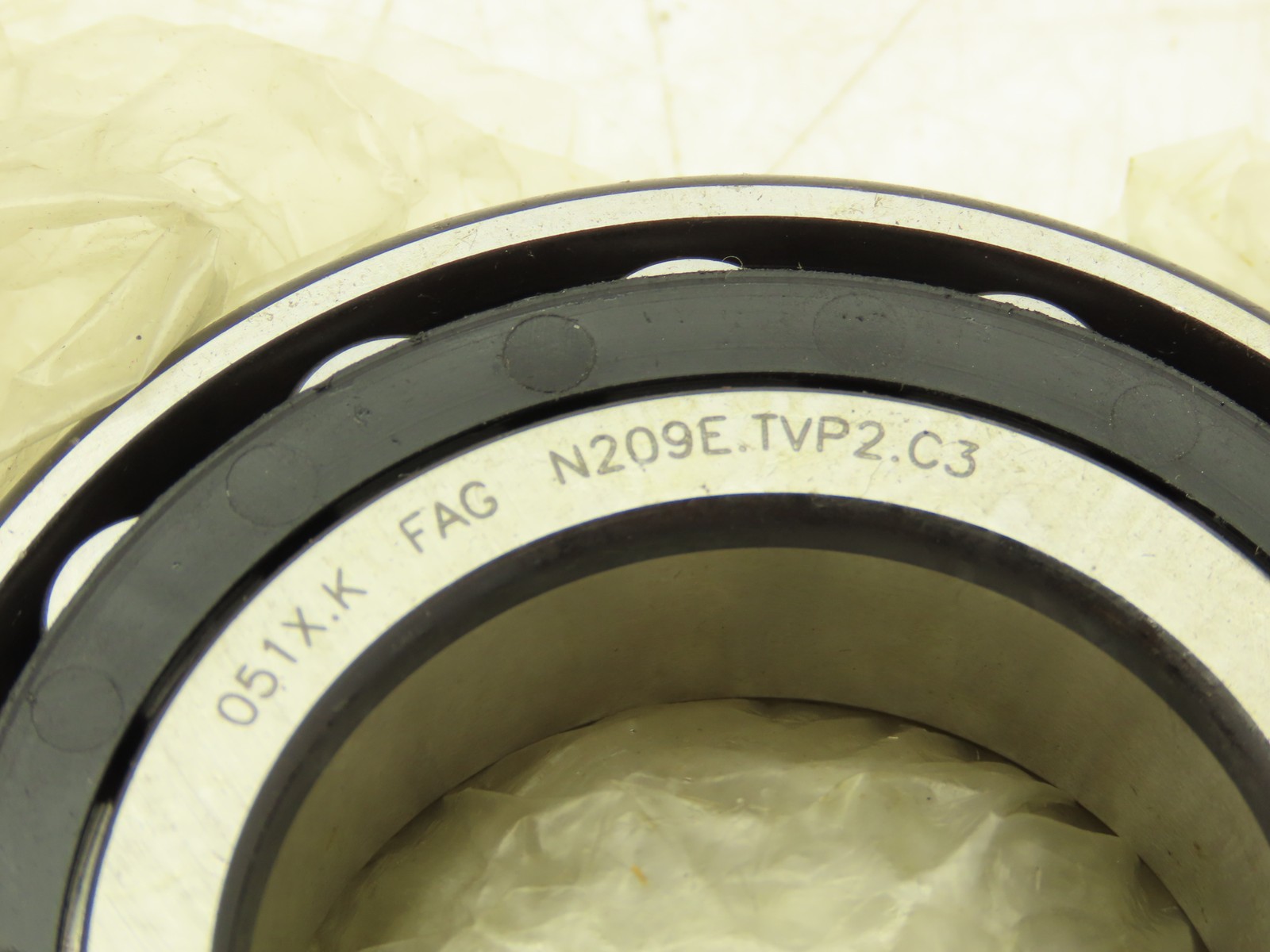 Fag N209E.TVP2.C3 Roller Bearing 2 Piece 45mm-ID 85mm-OD 19mm-W