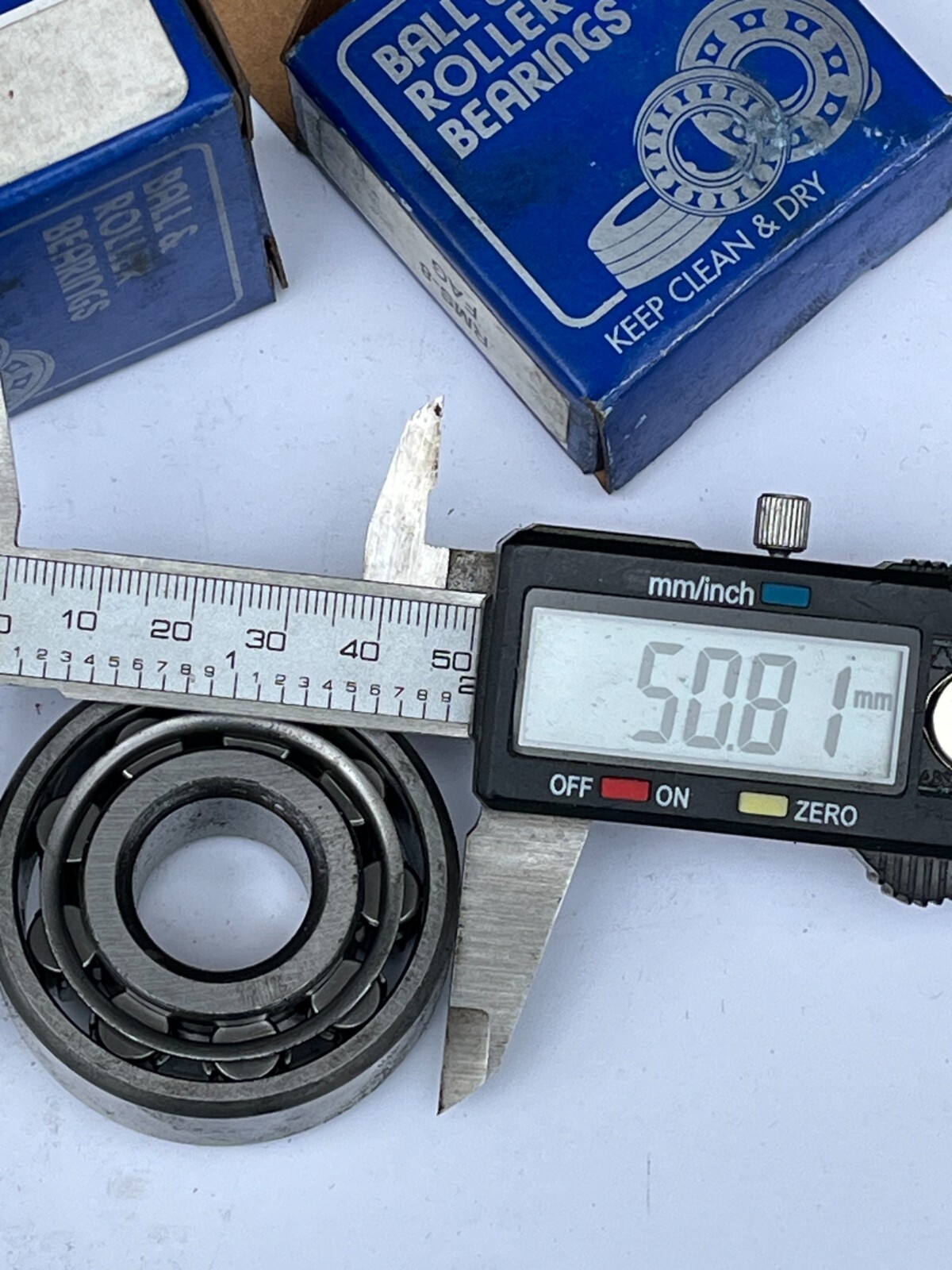 FAG Lot of 3 deep groove ball roller bearings RMS-8 1 x 2.5 x 0.75″