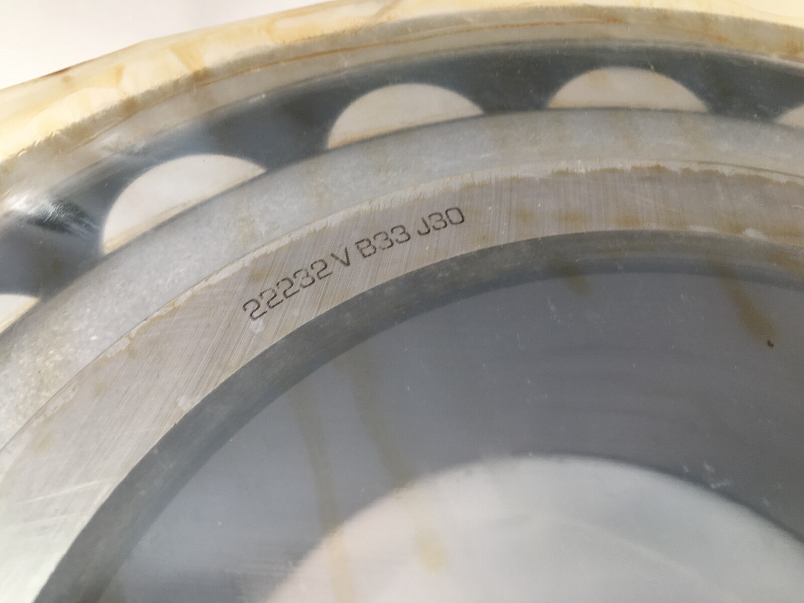 SNR 22232VB33J30 Spherical Roller Bearing 160x290x80 mm 22232 V B33 J30 France