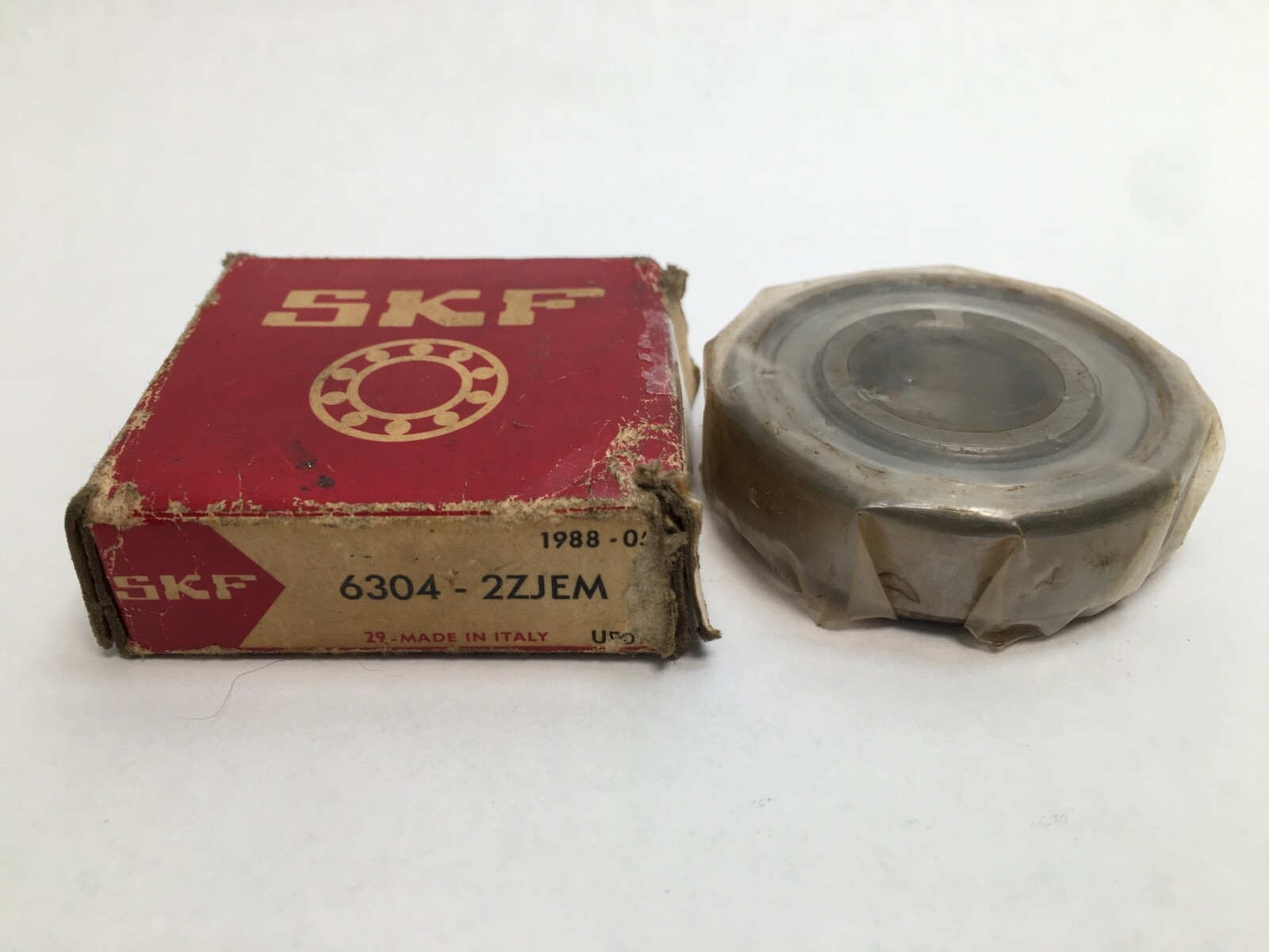 SKF 63042ZC3 Bearing Metal Sealed 20x52x15 mm 6304 ZZ 2Z JEM C3 6304Z Italy