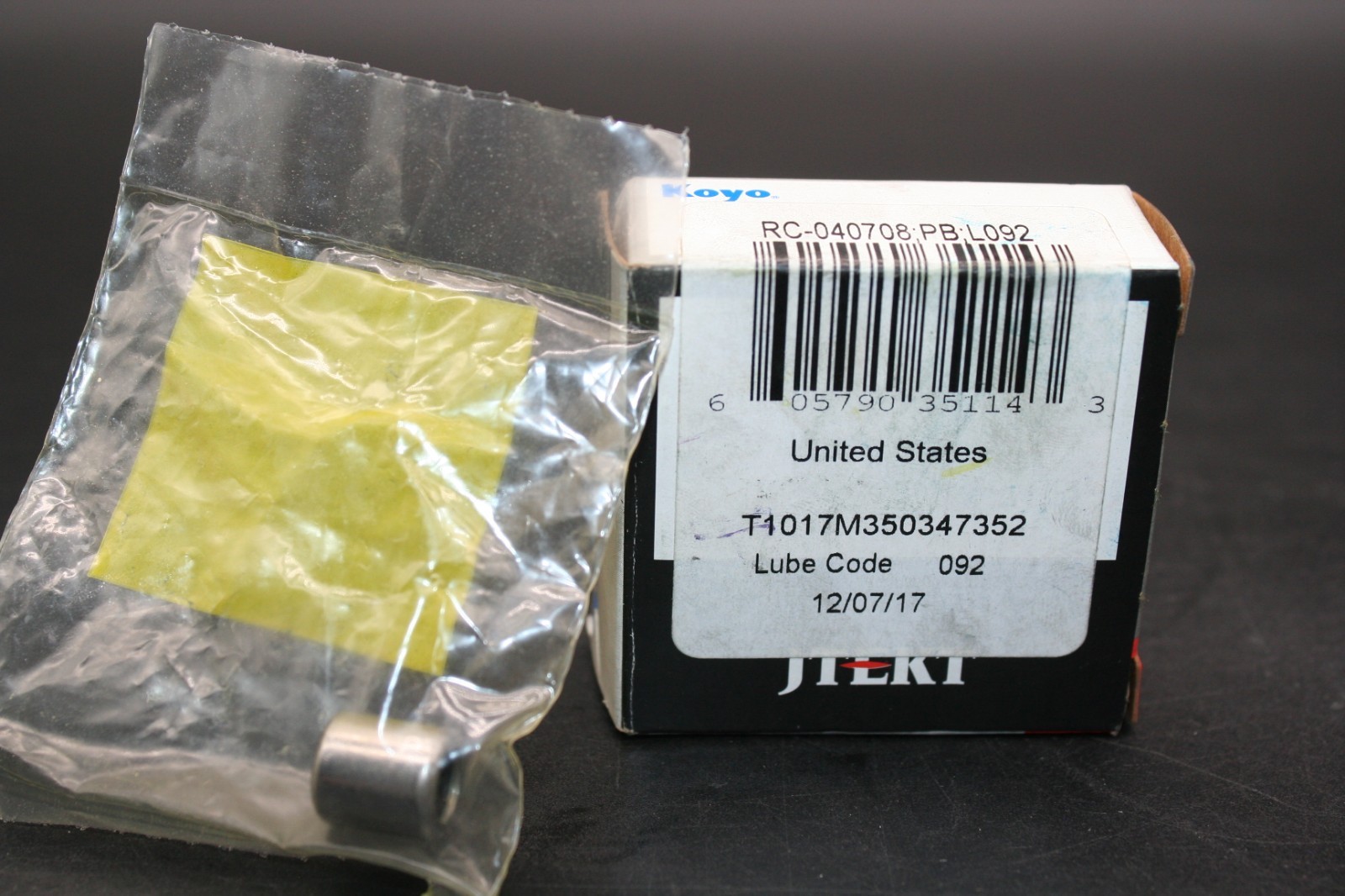 One (1) Koyo RC-040708 Needle Roller Bearing 1/2 Inch, PB; L092 USA NEW