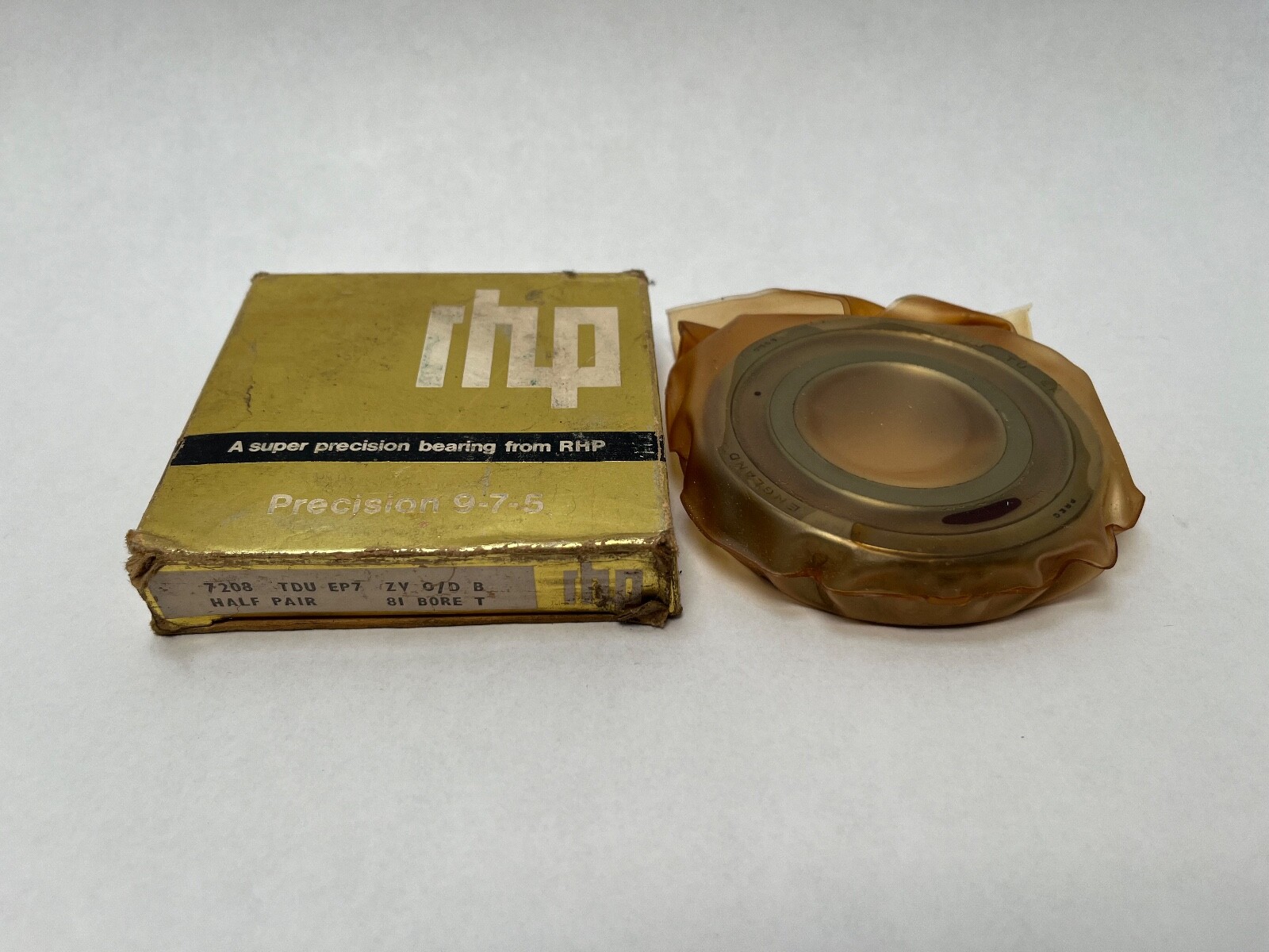 RHP 7208TASULP4 Bearing 7208B 7208-TA-SUL-P4 7208TDUEP7 40x80x18 mm