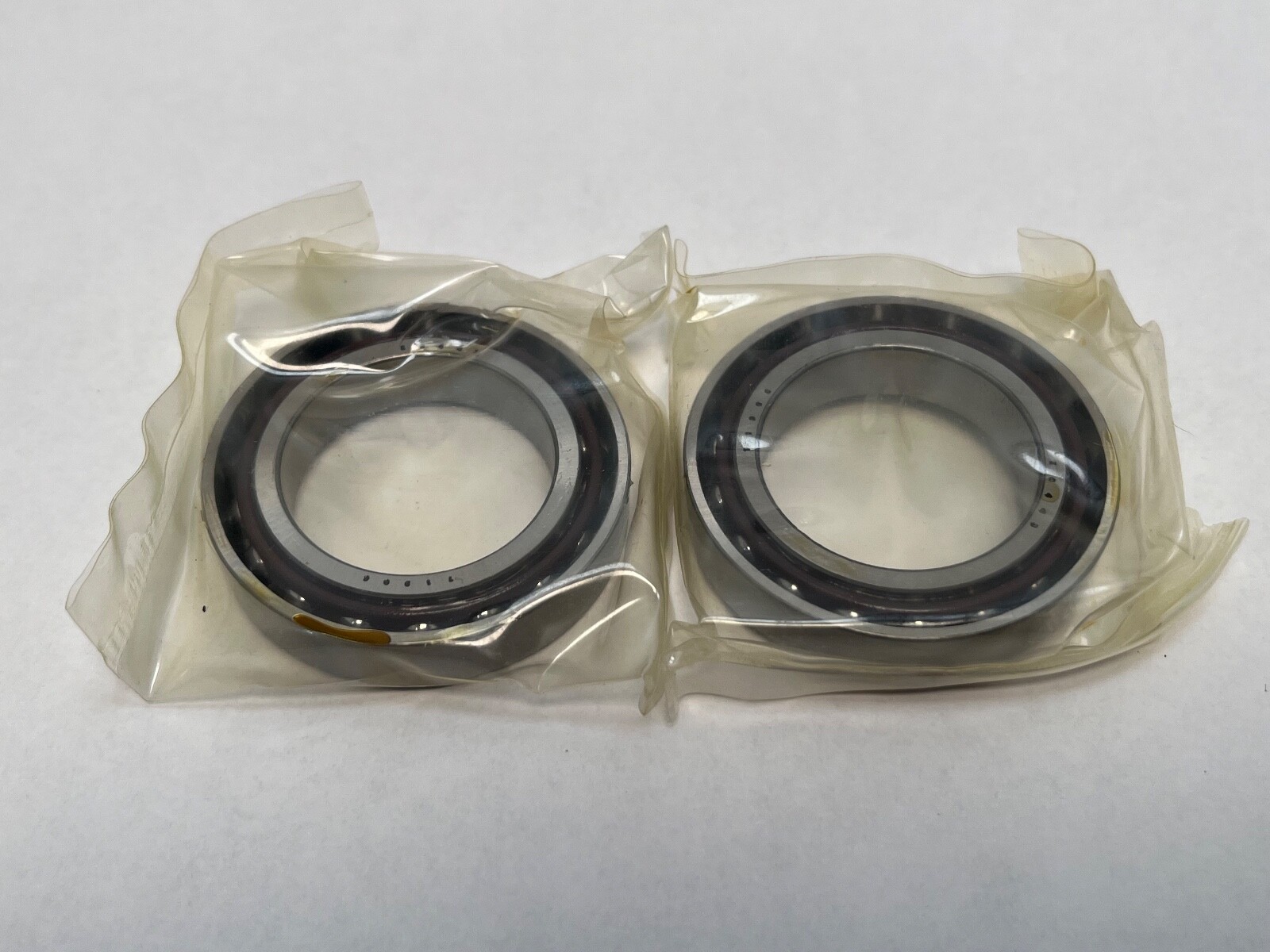 SNR 71906HDUJ74 Bearing 30x47x9mm 7906-E-T-DUL-P4 71906-H-DU-J74 France 2 Pcs